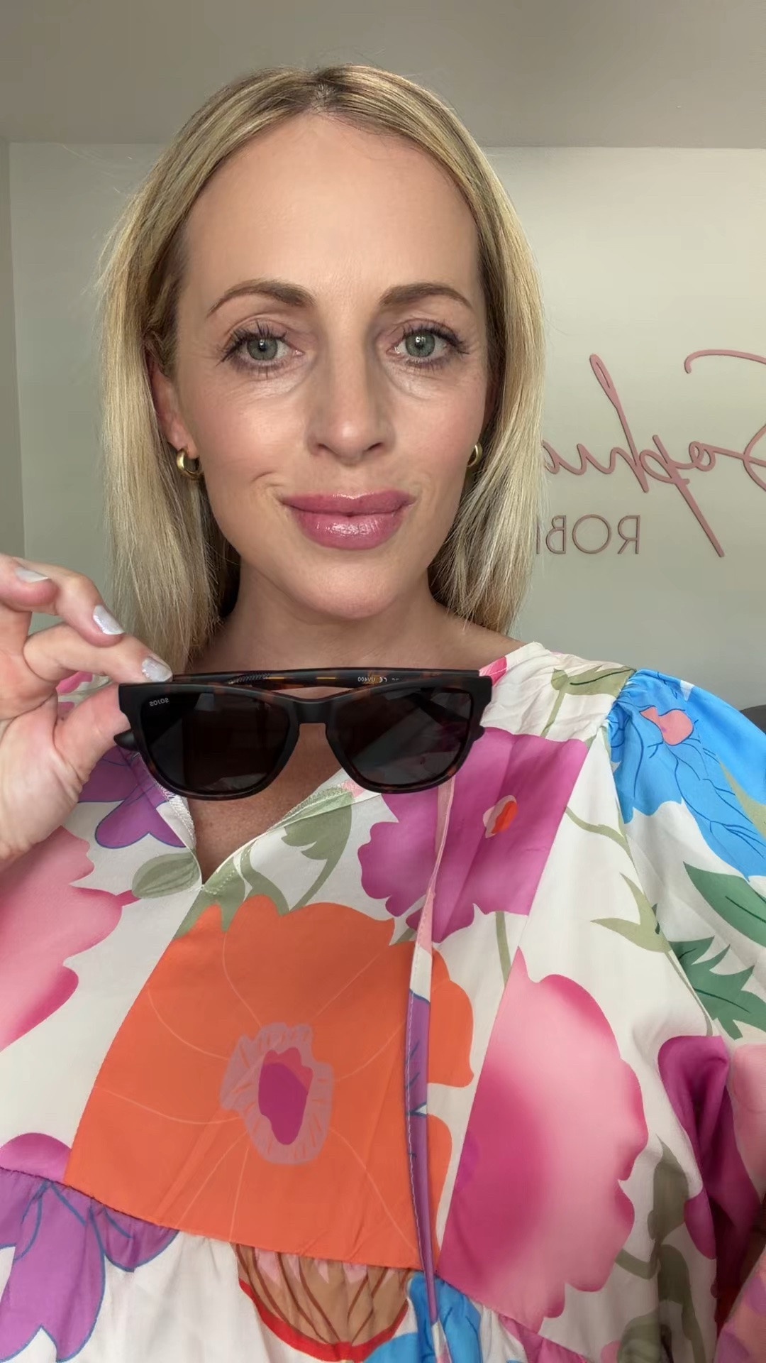 Sunglasses

#LTKootd #LTKgrwm #LTKSeasonal