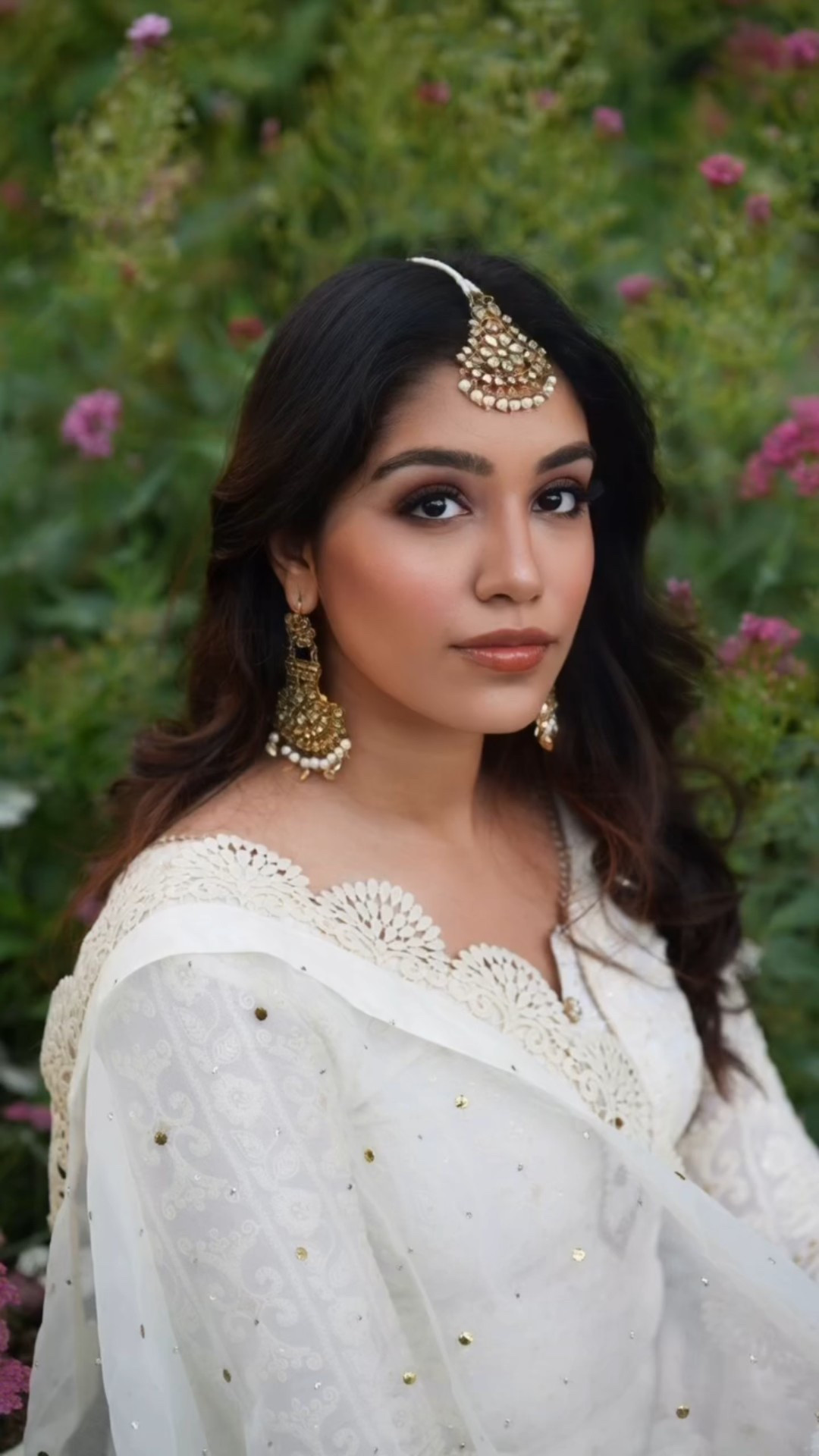 Part 1 of full face of @patricktabeauty ✨

Major Dimension Precision Gel Liner 

Major Dimension II Rose Eyeshadow Palette 

Major Glow Bronzing Oil
 
#patricktabeauty #patrikta #makeup #makeuptutorial #eyemakeup #fullfacemakeup #makeupideas #makeupinspo