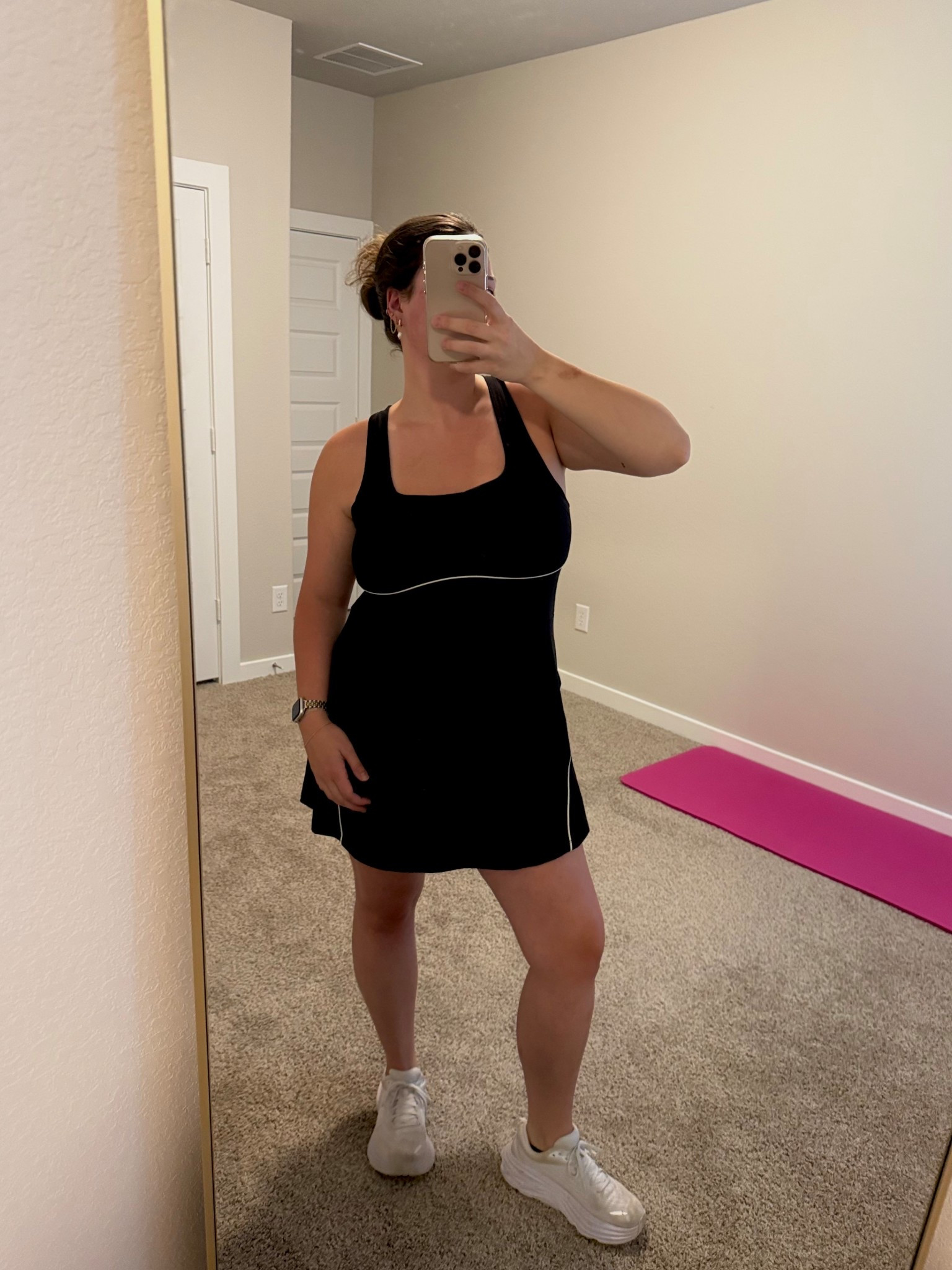 hot girl walk ootd! 🖤

#LTKActive #LTKSaleAlert #LTKMidsize