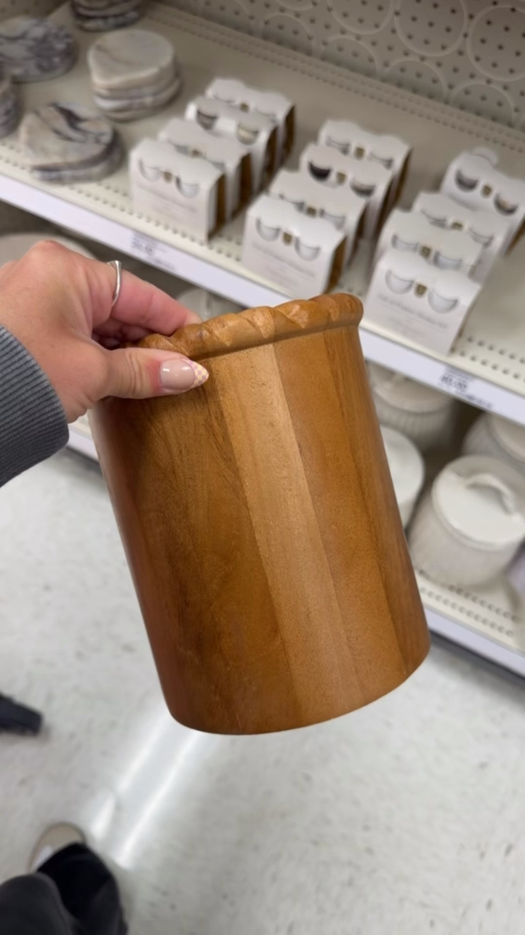This is super cute for utensils. Love the warmth. 

#LTKHome #LTKSeasonal
