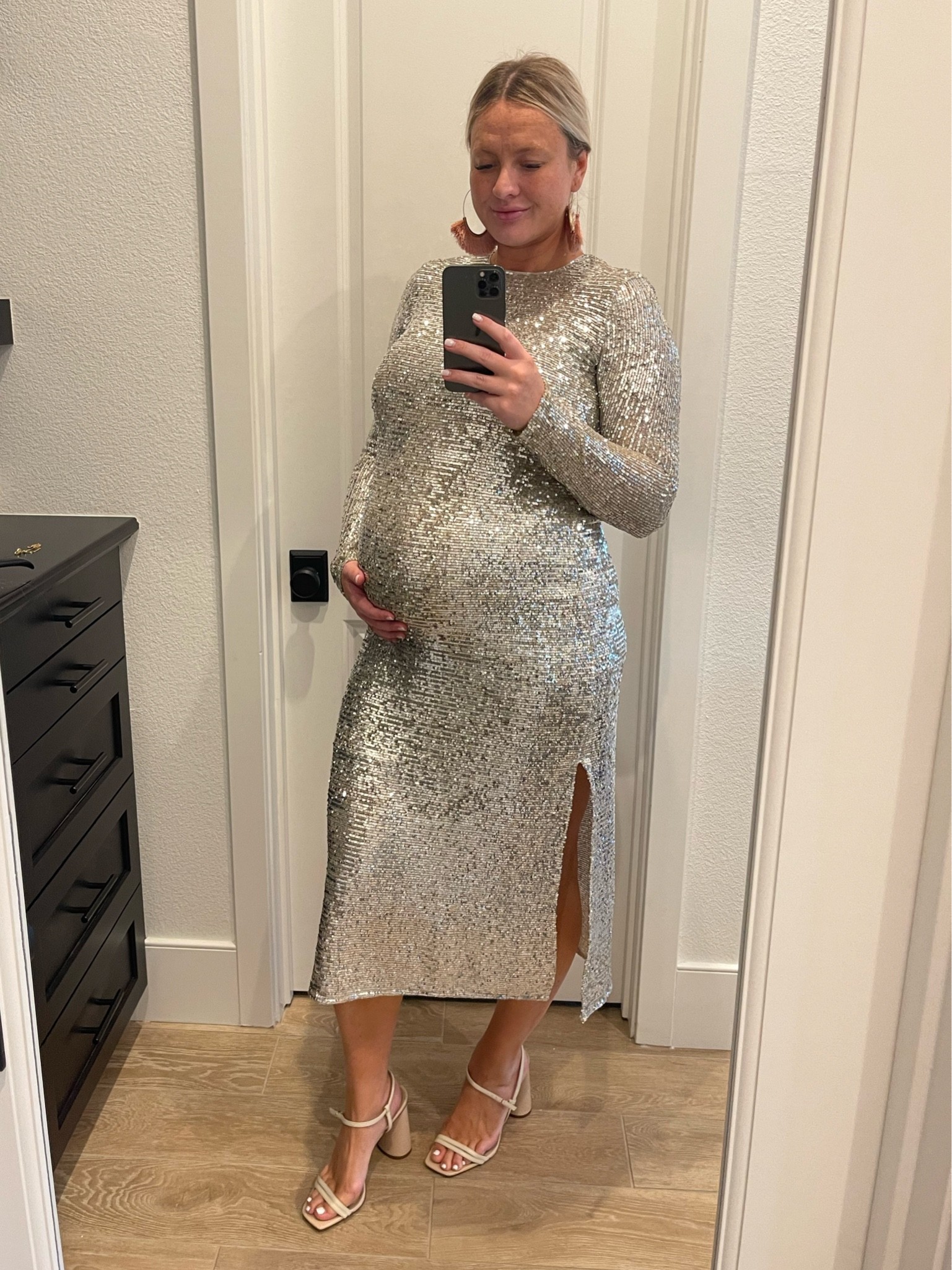 Perfect bump friendly holiday dress! Glamorous maternity dress ✨🪩

#LTKHoliday #LTKwedding #LTKbump