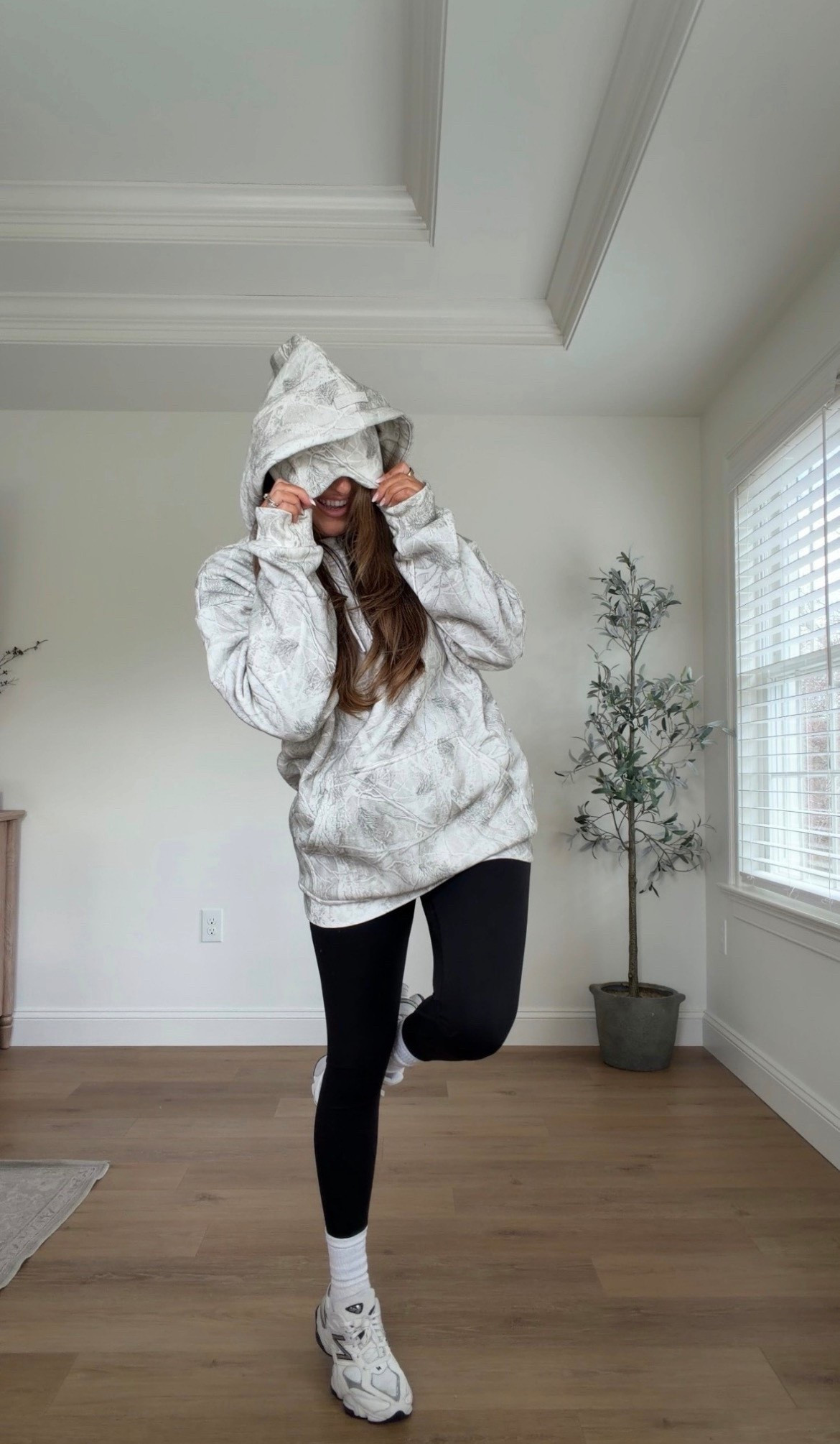 Travel hoodie. Camo hoodie. Vacation outfit. Got a large for TJ but may have to claim as mine 👀

#LTKdayinmylife #LTKTravel