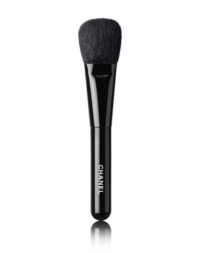 LES PINCEAUX DE CHANEL BLUSH BRUSH | Neiman Marcus