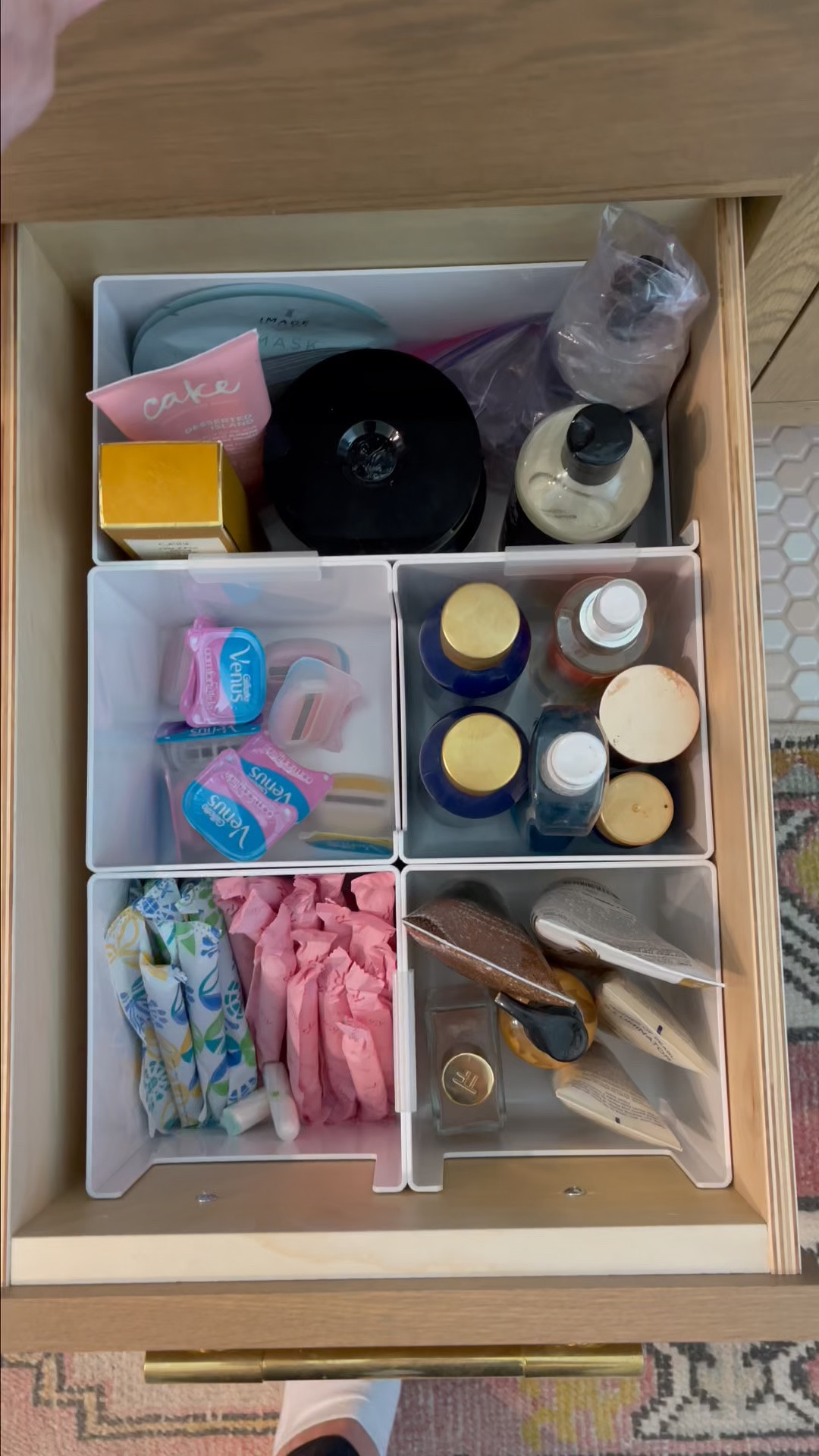 MAJOR SALE! 60-70% off these amazing modular drawer organizers. A perfect fit every time!

#LTKHome #LTKSaleAlert