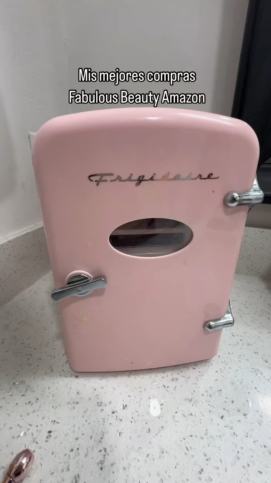 Les cuento que esta es unas de las compras preferidas de Amazon 🩷🩷

Y está en descuento 😱😱 en 48%

Demasiado buena! tiene para opción de frío y calor, que si quieres usarlas como calentador de toallas también te sirve! @frigidaire ❄️☀️🧊

#beauty #neverita #vitalreel #sale #cupones #promos #deals

#LTKBeauty #LTKSaleAlert