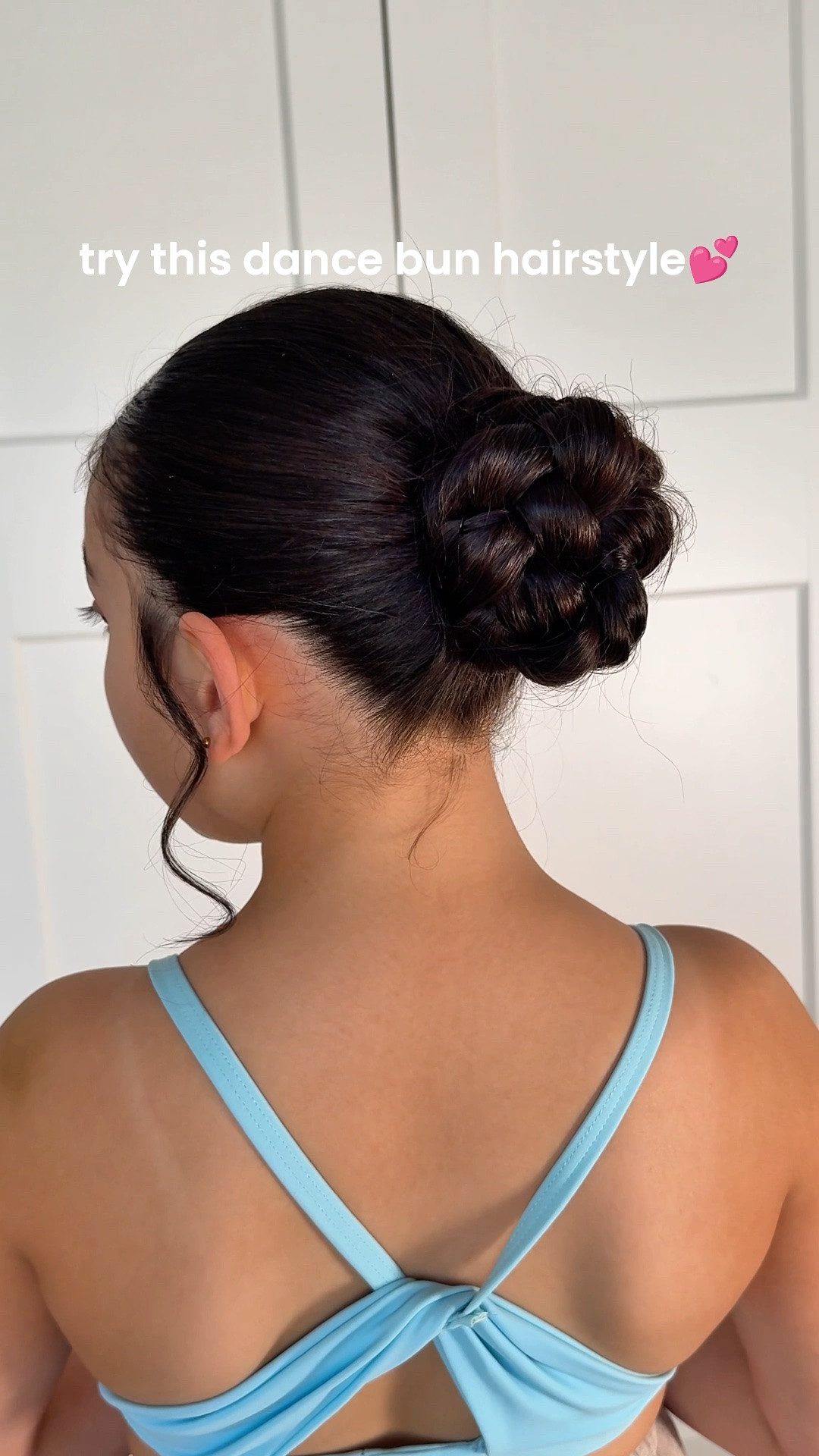 Save and try this easy slick back dance bun💕 
Perfect for dance recitals, photo day, dance try out, you name it!!✨

Stays put and super secure! Remember, practice makes perfect🦋 and you can add a net over the bun for ballet🫶
For reference, the net I use on both Layla (in video) and Bella is the one linked below in “Dark Brown”✨

I’m using Gisou and Redken to make sure it all stays put🙌
•
•
•
#dancemom #hairhack #hairtutorial #slickback #easyhairstyles 
Dance bun, ballet bun, slick back hairstyles, slick back bun, girls hairstyles

#LTKkids #LTKsummer #LTKbeauty