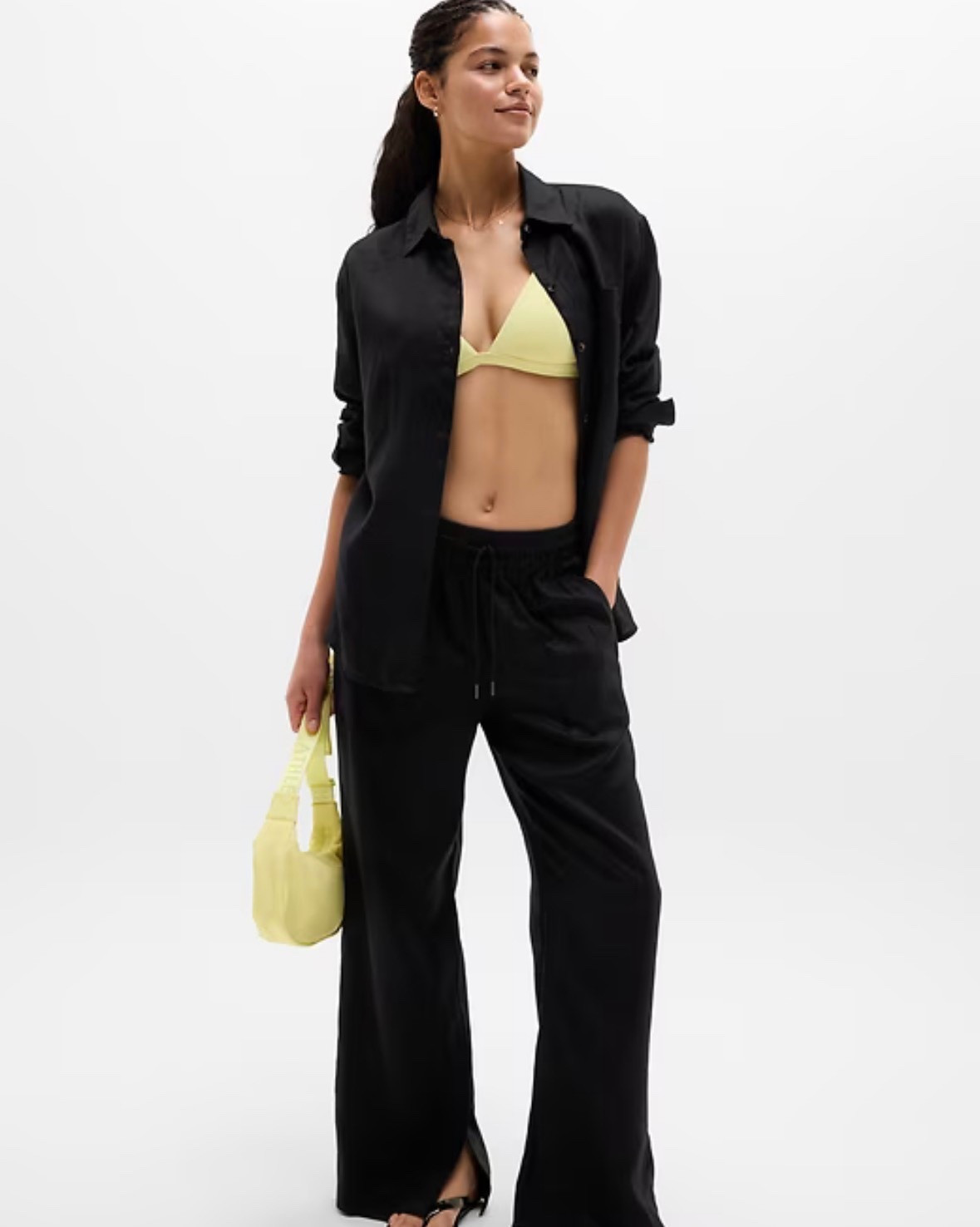 Athleta 30% off sitewide! Love this linen set. Perfect for travel and vacay! More colors. Pants available in wide leg and barrel! 

#LTKSaleAlert #LTKOver40 #LTKTravel