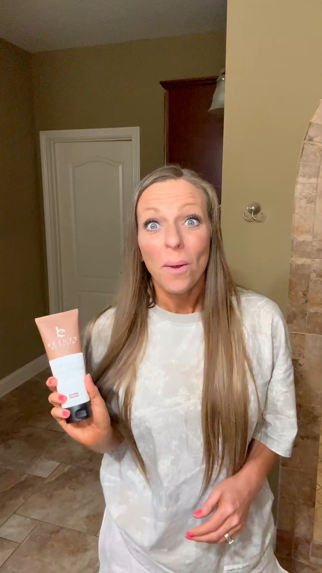 No orange, no streaks, last for days and looks so natural🔥

#LTKMothersDay #LTKmomlife #LTKselfcare