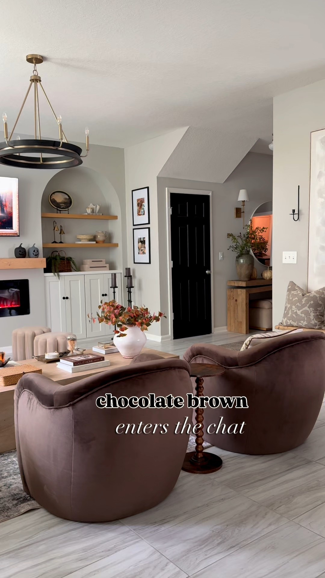 These brown chairs are better than I ever imagined! So so happy with them!! Still on sale 🤗😮‍💨

Accent chairs, brown chairs, fall decor, living room decor, living room inspo, neutral home decor, designer inspired home finds, fall season, fall styling, mantel, Amazon home finds, affordable home decor  

#LTKSaleAlert #LTKSeasonal #LTKHome