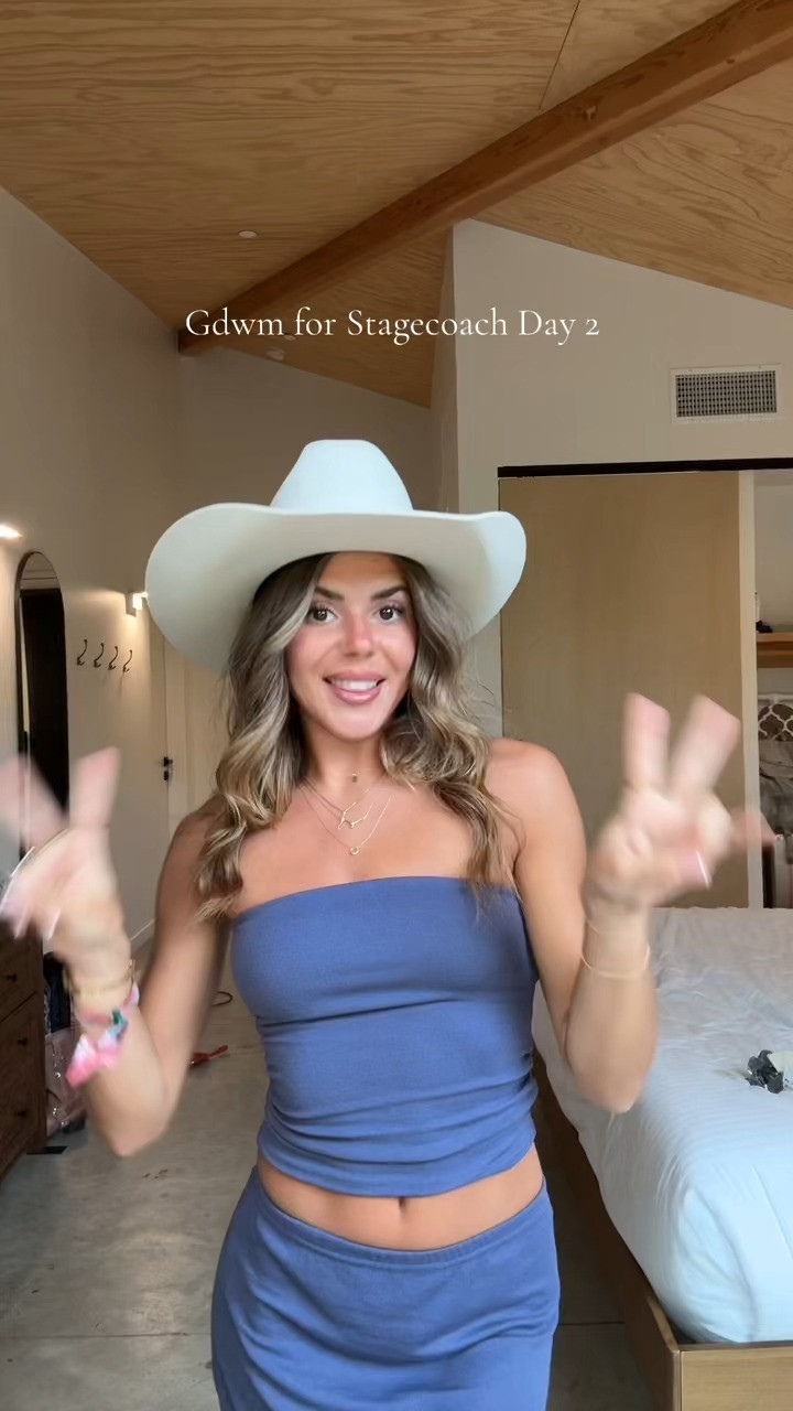 GDWM for Stagecoach Day 2 

 

#LTKFestival #LTKStyleTip #LTKWatchNow