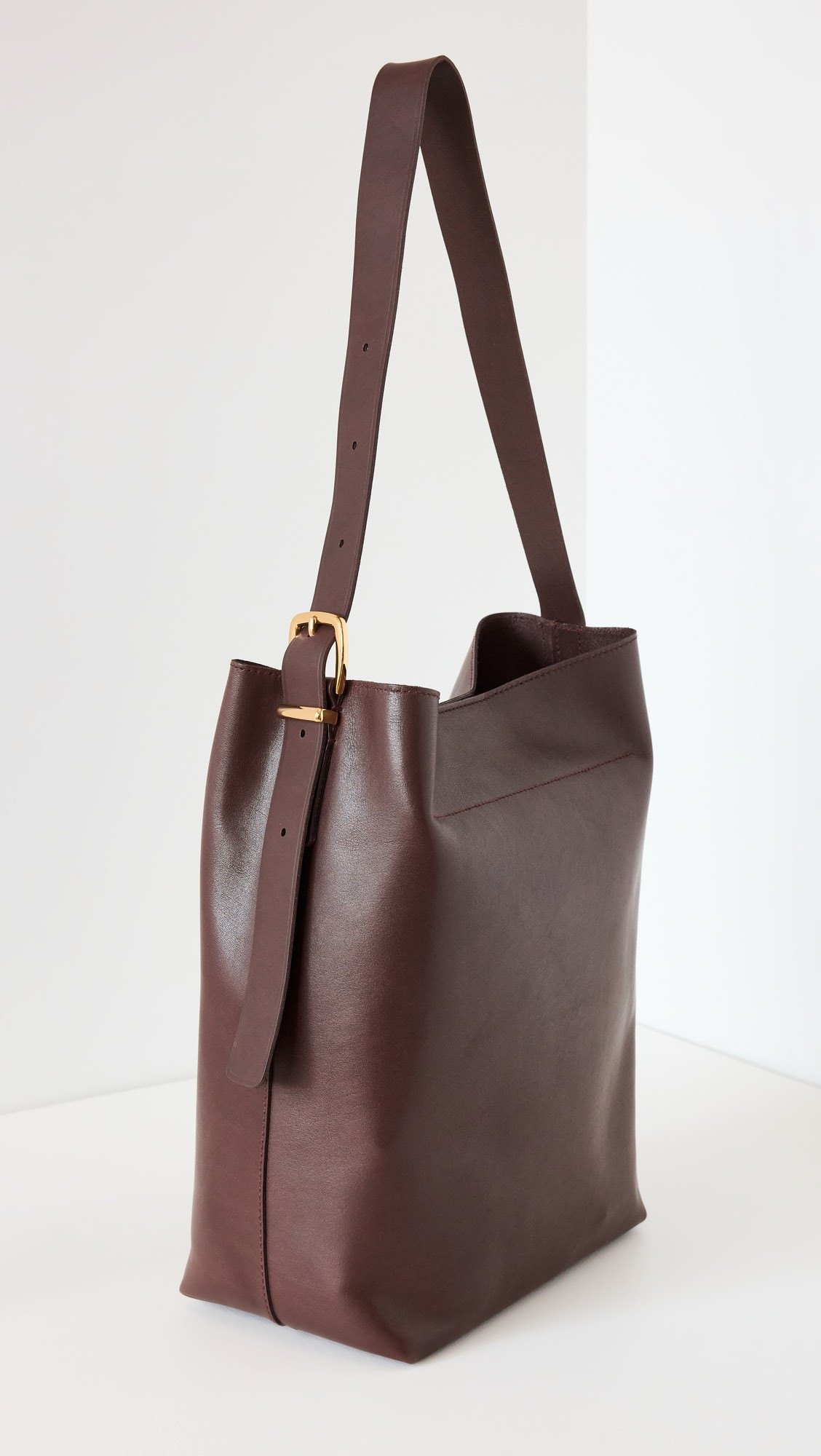 The Essential Bucket Tote in Leather | Shopbop