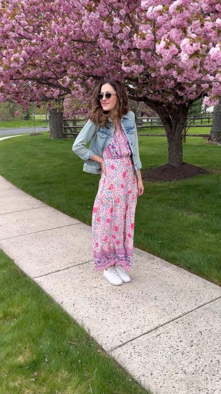 Spring outfit idea: pink maxi dress (under $35!) + classic old navy jean jacket + little white sneakers 🤍


Amazon fashion finds // everlane // pink baby shower dress // bridal shower dress 

#LTKfindsunder50 #LTKSeasonal #LTKVideo