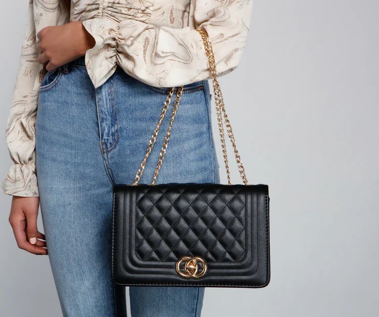 Classic Beauty Quilted Diamond Crossbody | Windsor Stores