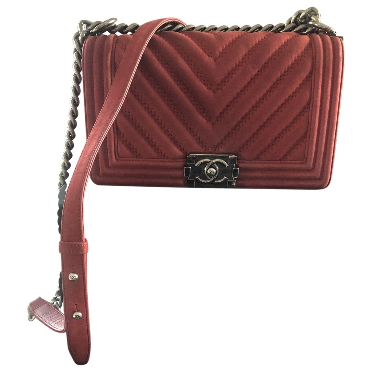 Chanel Boy Red Suede handbag for Women | Vestiaire Collective (Global)