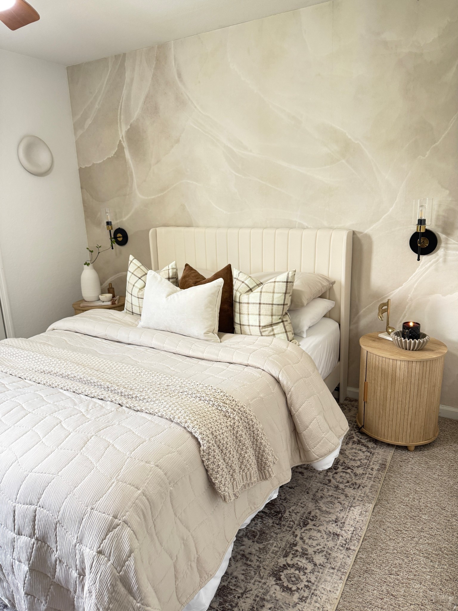 Refreshing my room it part-3

YHS | YARIHOMESTYLE 

#bedroom #bed

#LTKHome #LTKdayinmylife #LTKU