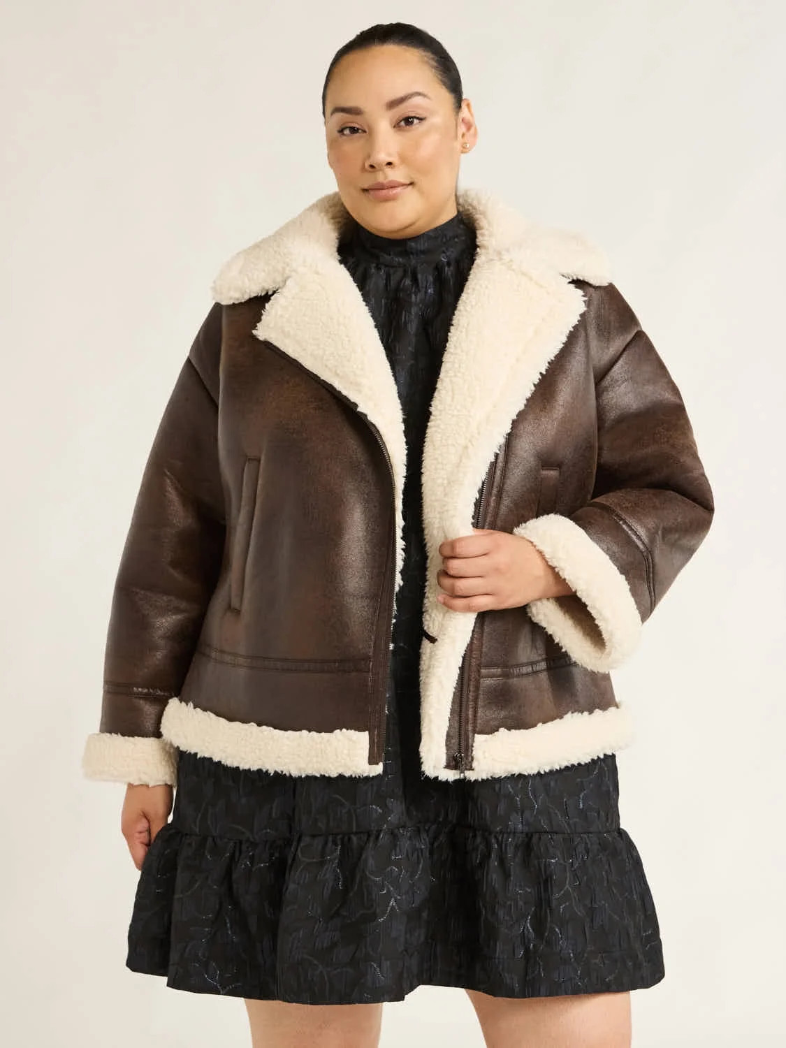 Scoop Women's Plus Faux Leather Moto Jacket with Faux Fur Lining, Sizes 1X-4X | Walmart (US)