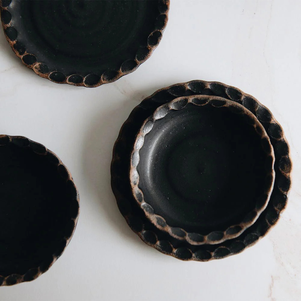 Ceramic Scalloped Dish - Dark | Roan Iris