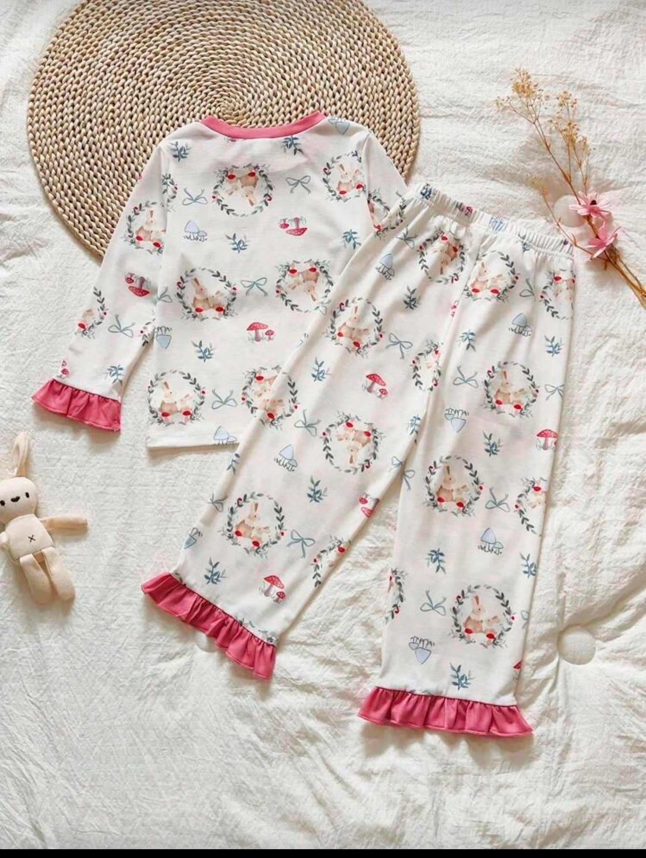 Little girl Christmas pajamas!!!

#LTKHoliday #LTKKids #LTKSeasonal
