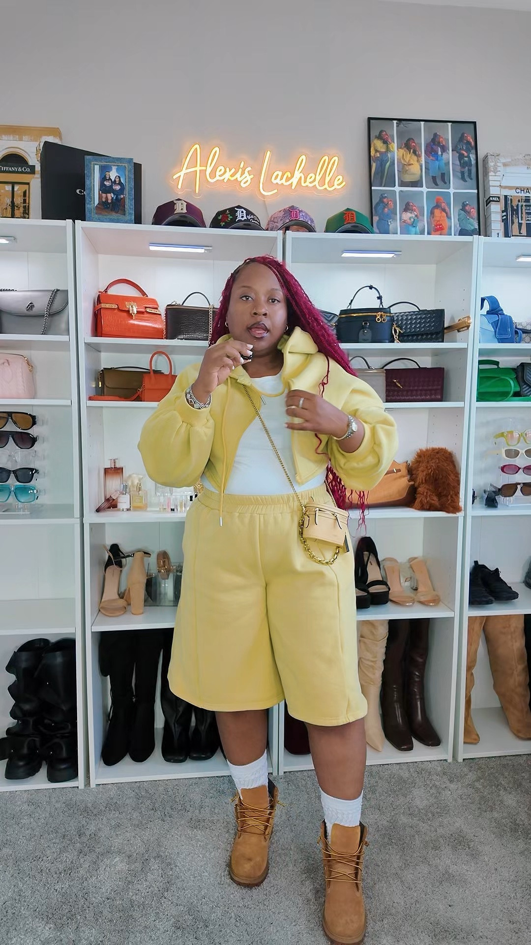 the fashion nova jort set is TEA 💛✨

comfy, cute, and actually easy to style — which is exactly my type of outfit lately 😭

set: fashion nova
boots: Timberland
bag: Coach

linking everything + similar pieces 🤍