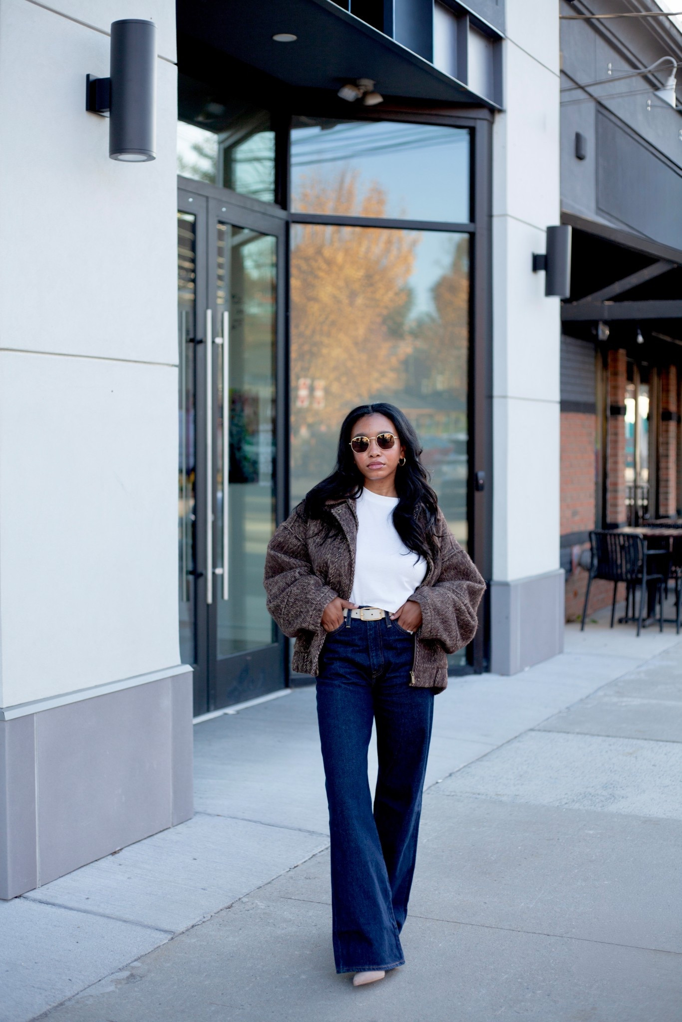 -size 27 in jeans (sized up 1)
-size small in tee
-boots are tts

#LTKFindsUnder100 #LTKSeasonal #LTKStyleTip