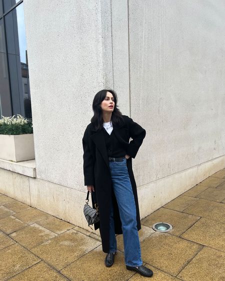 a classic look that never fails 
white tee by cos 
jeans by cos 
cardigan by cos 
belt by Anderson via Net A Porter 
coat by mango 
loafers by arket 
cross pendant necklace by lily and roo 
capsule wardrobe 


#LTKeurope #LTKSeasonal #LTKstyletip
