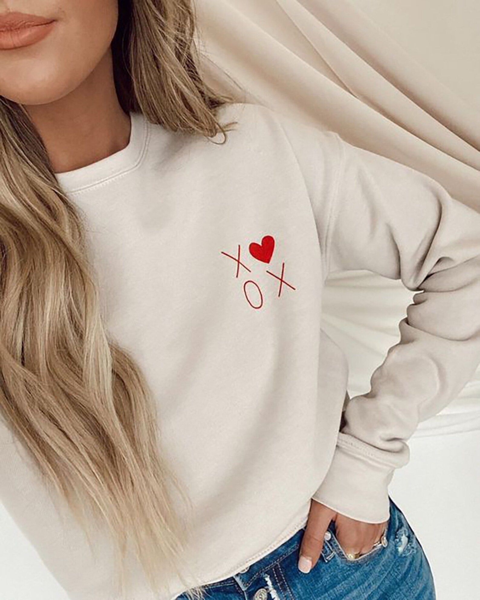 XOXO Crewneck Sweatshirt for Valentines Day XOXO Shirt | Etsy | Etsy (US)