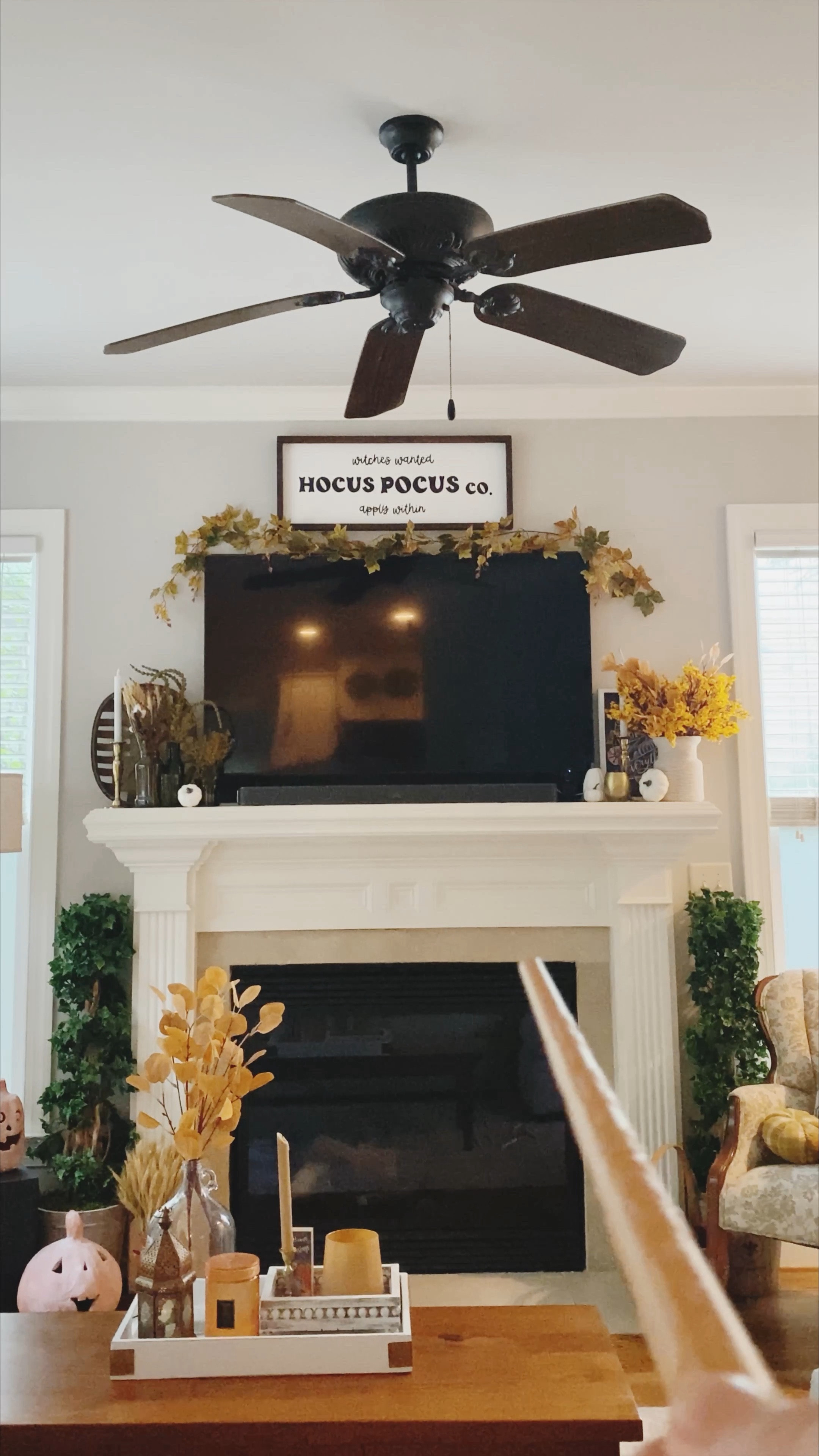 What can I say? 🧙 I’m a sucker for Harry Potter and floating candles! I am loving how this transformation turned out! 🕯️ 🕯️ 🕯️ 

What do you think of this addition to my fall decor? Let me know below! 

#harrypotterfan #harrypotter #harrypottercandles #falldecor #falldecorenvy #halloween #halloweendecor #livingroomdecor #floatingcandles