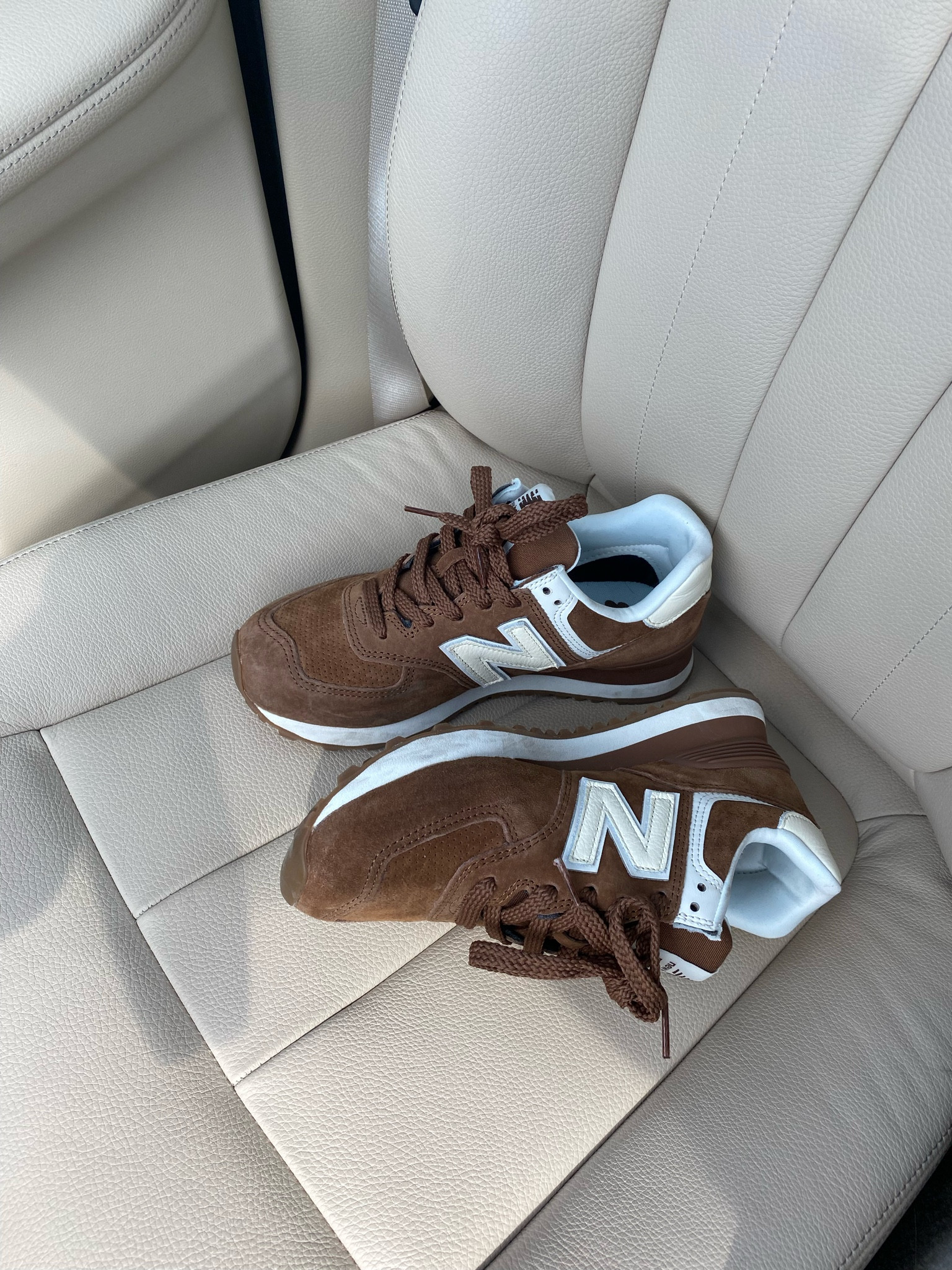 Gorgeous new balance sneakers, I love the brown! 

#LTKfit #LTKFind #LTKU