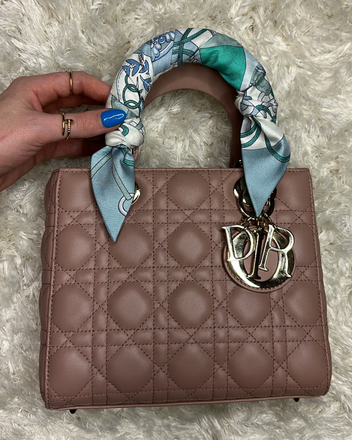 Got a twilly for my Lady Dior ☺️

#LTKitbag #LTKstyletip #LTKfit