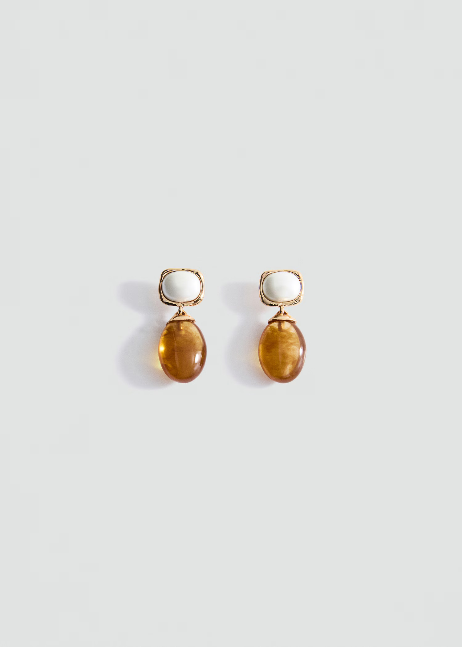 Resin pendant earrings - Women | MANGO United Kingdom | MANGO (UK)