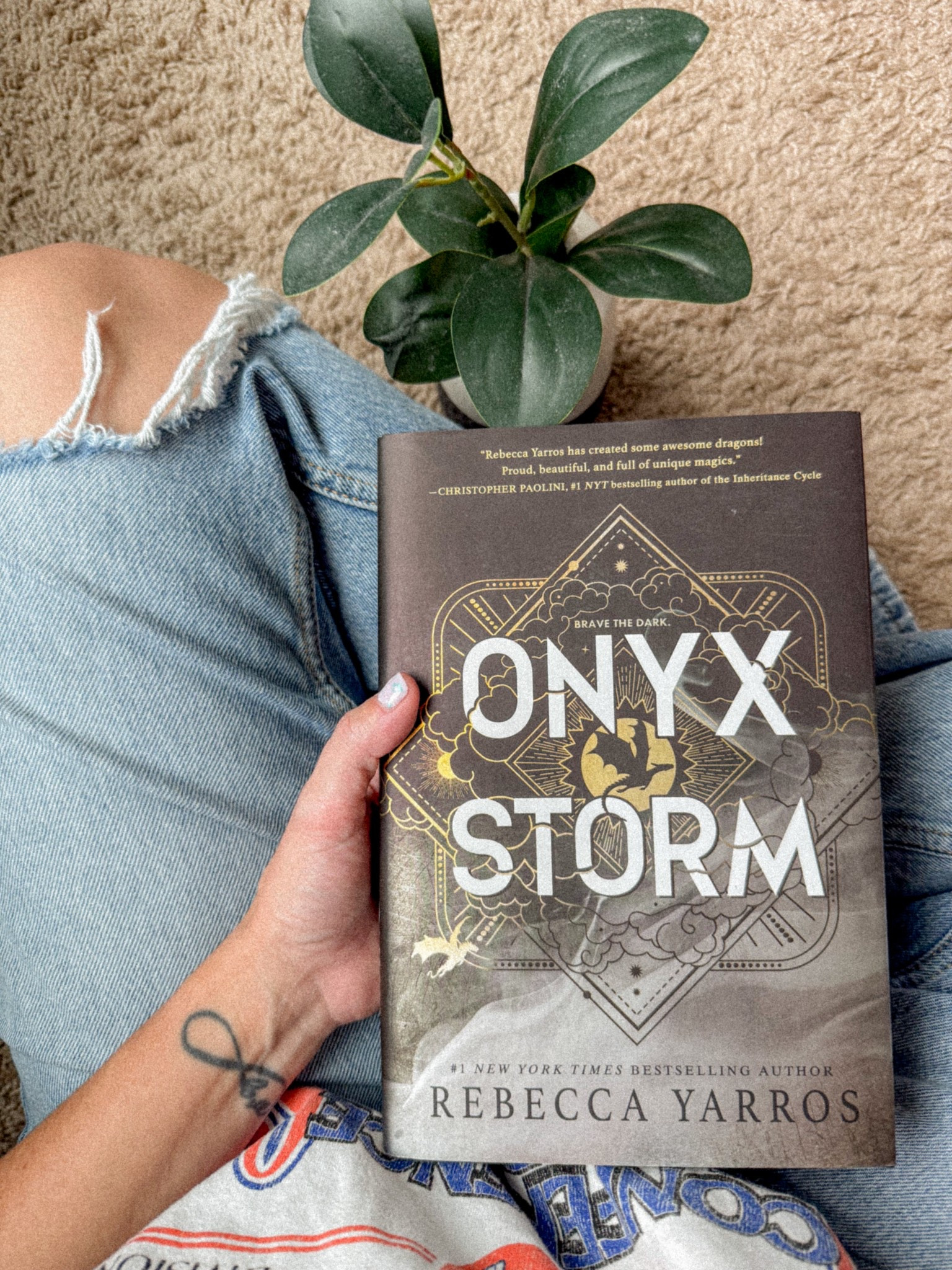 Rebecca Yarros Onyx Storm 5 star read! Plus cozy fits! 





#LTKFindsUnder100 #LTKHome #LTKFindsUnder50