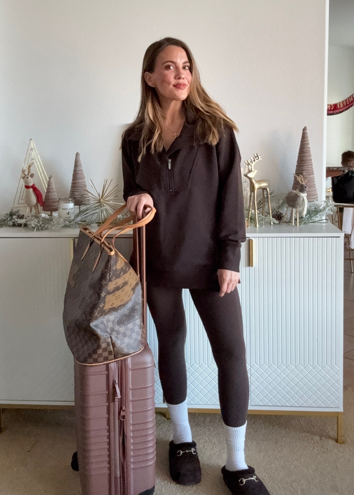 Béis is having the most unreal sale right now!! Get up to 50% off luggage, bags, and accessories during their virtual warehouse sale, now through the 22nd!

@beistravel 

#LTKTravel