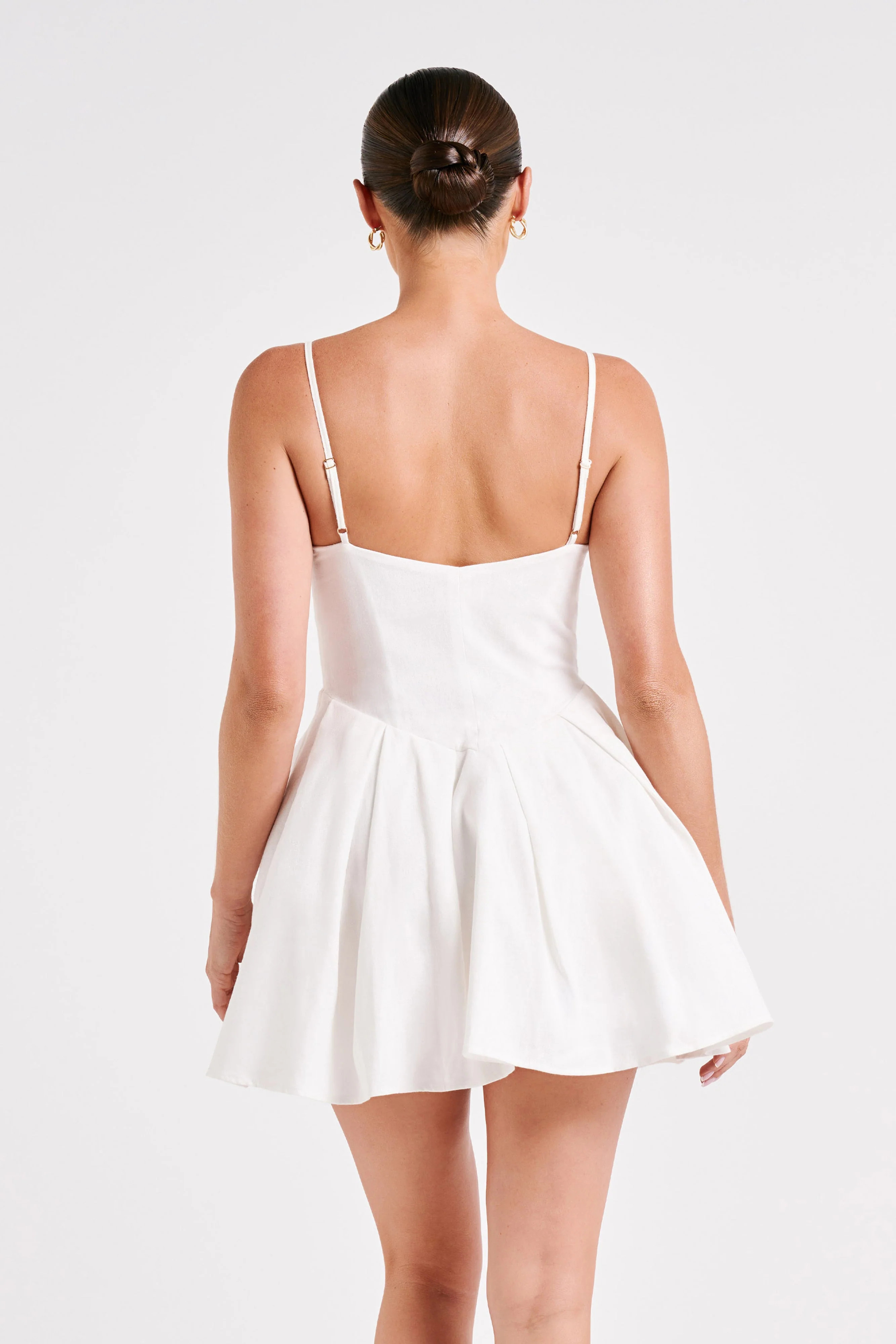 Dorinda Pleated Linen Mini Dress - White | MESHKI US