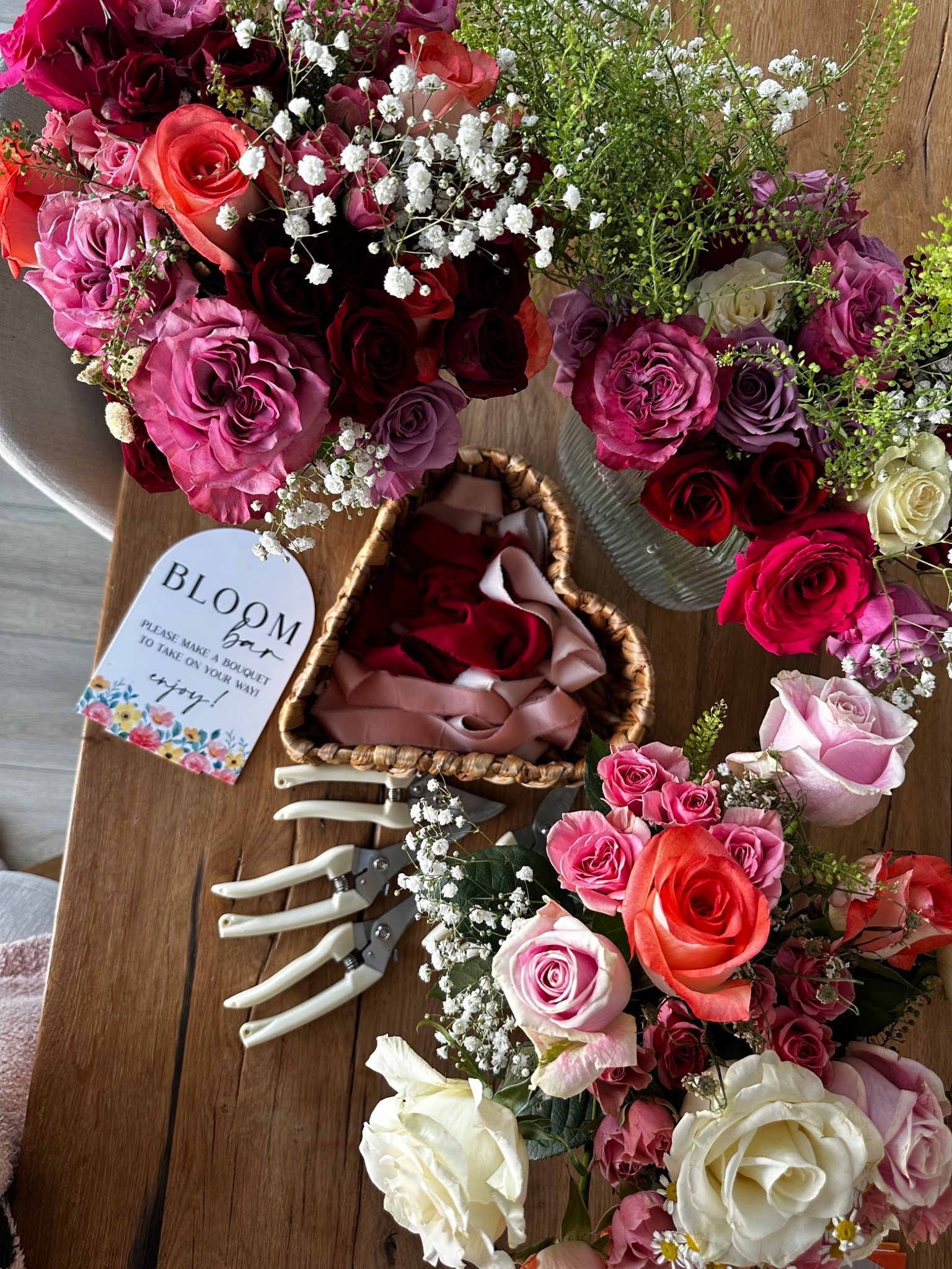 A bloom bar is the perfect brunch activity and your guests will love you and their customized arrangements 🥹❤️💐

#LTKSeasonal #LTKValentine #LTKHome