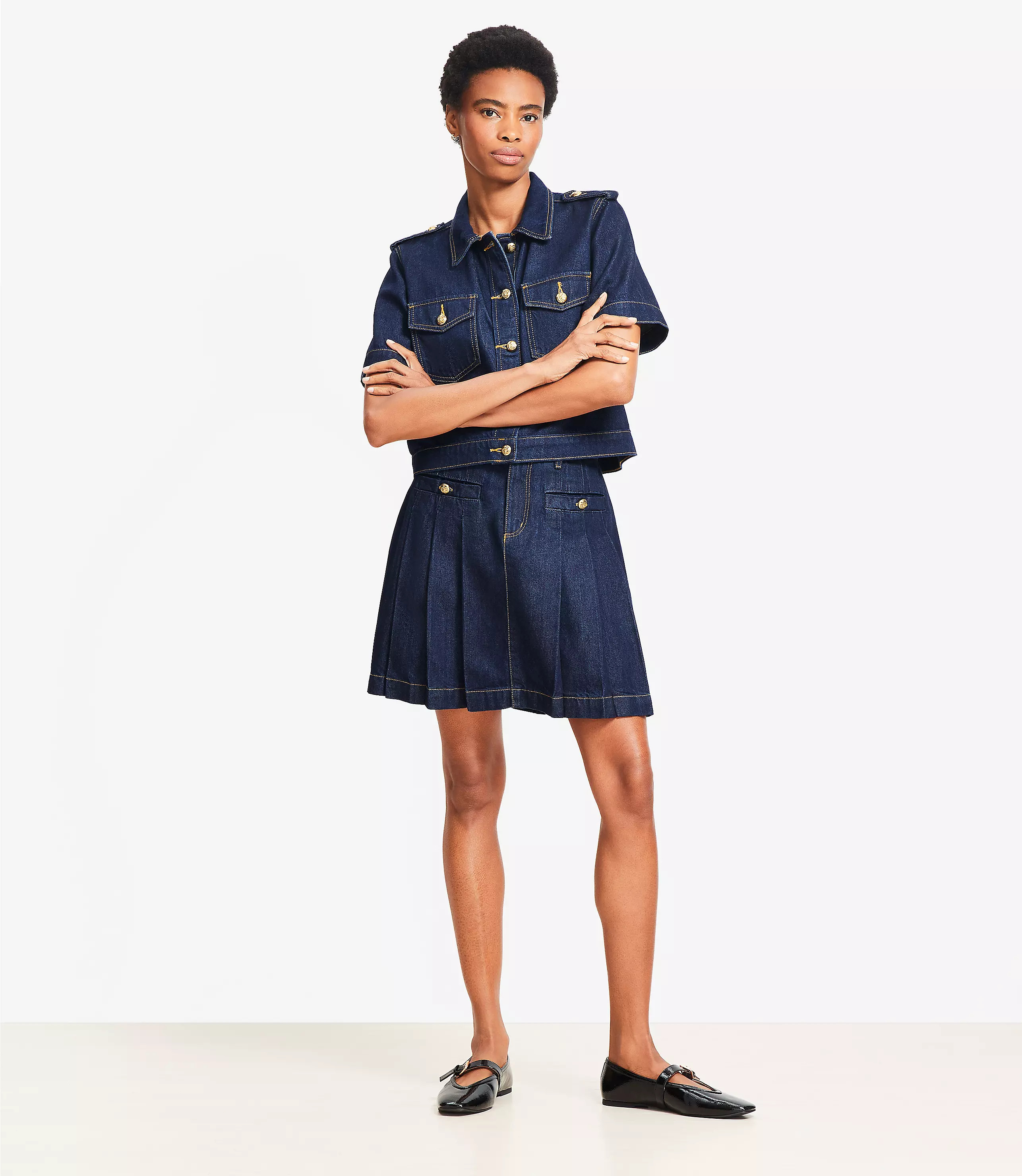 Pleated Denim Mini Skirt in Classic Rinse Wash | LOFT