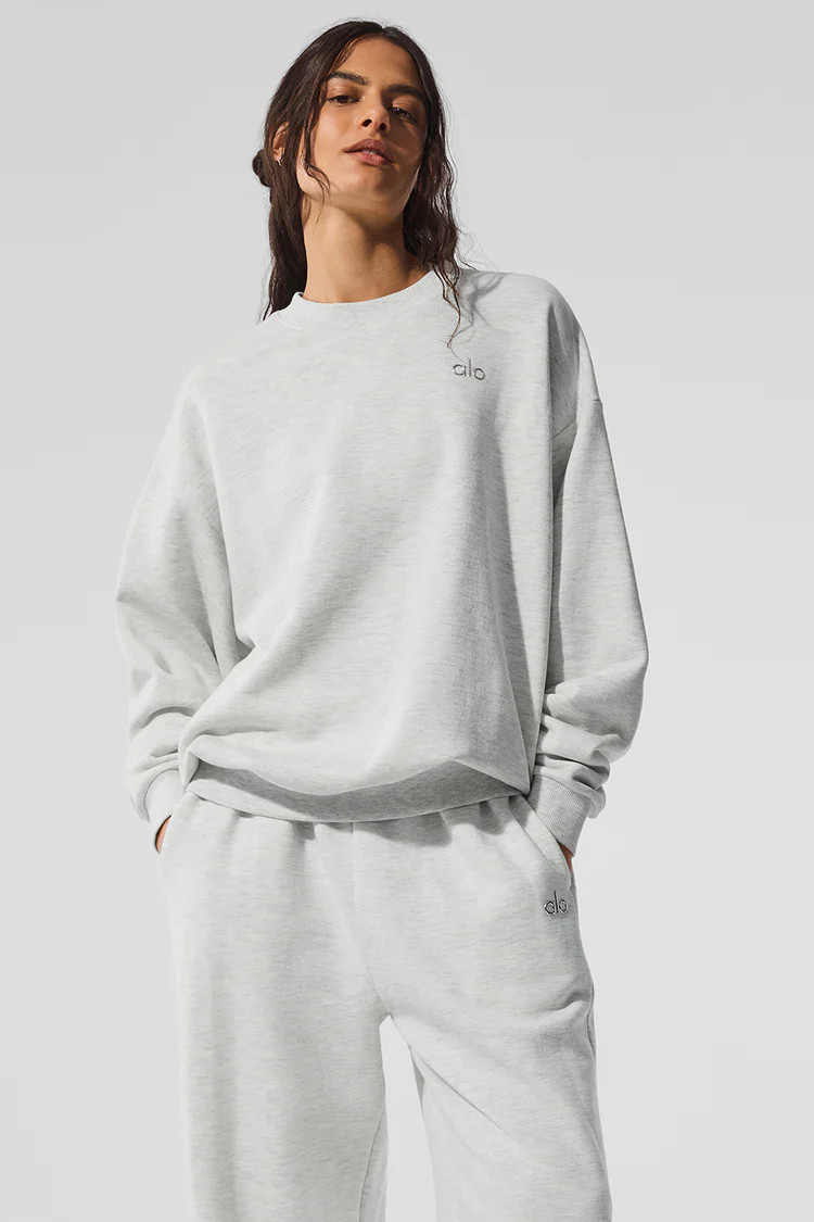 Accolade Crew Neck Pullover | Alo Yoga (US)