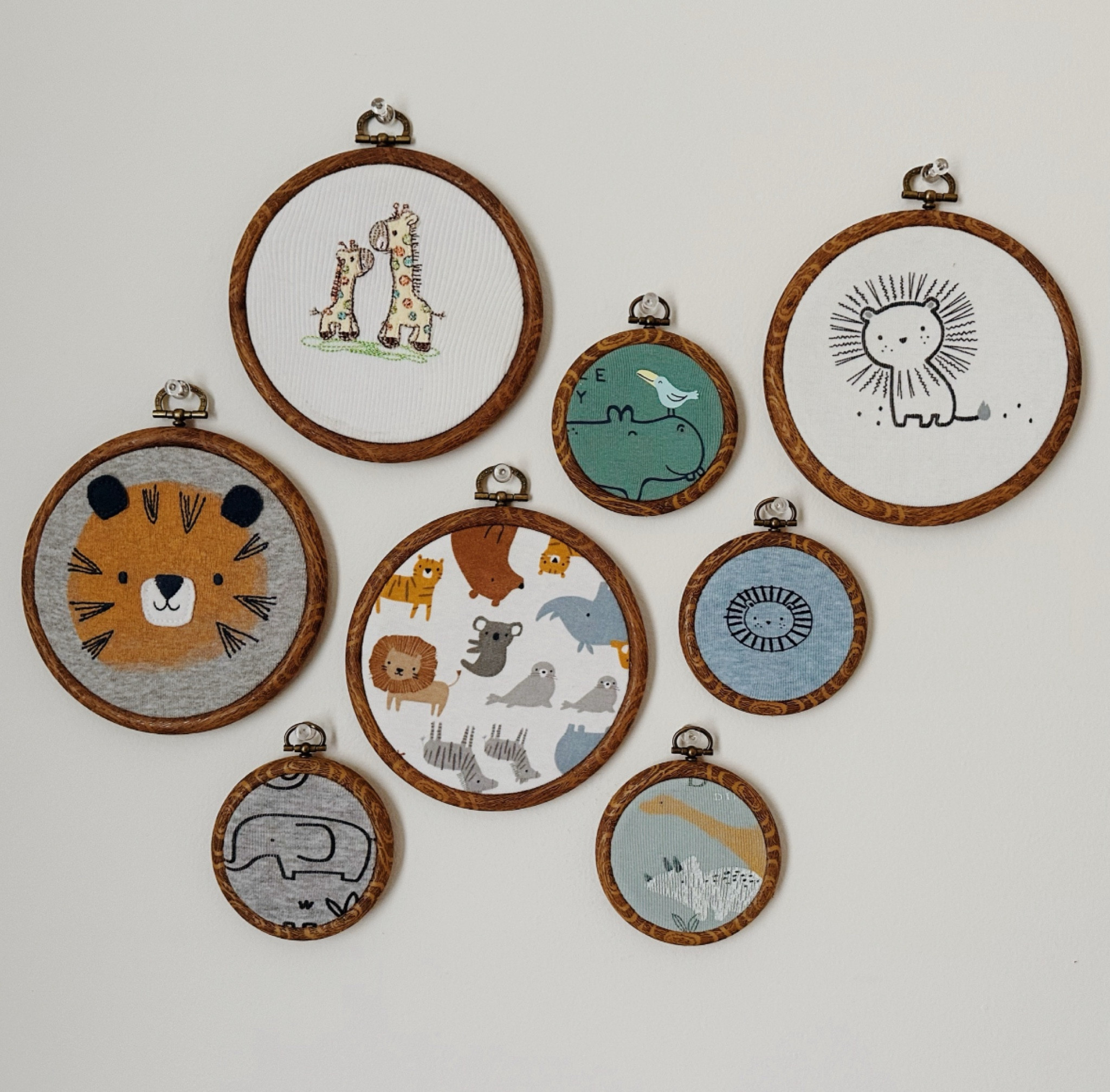 Old baby clothes = new nursery art ❤️🧸
.
#nursery #nurserydecor #nurserydesign #nurseryinspiration #walldecor #diy #baby #embroideryart #toddler #babyroomdecor #babyroom #babyroomdecoration

#LTKBaby #LTKHome #LTKKids