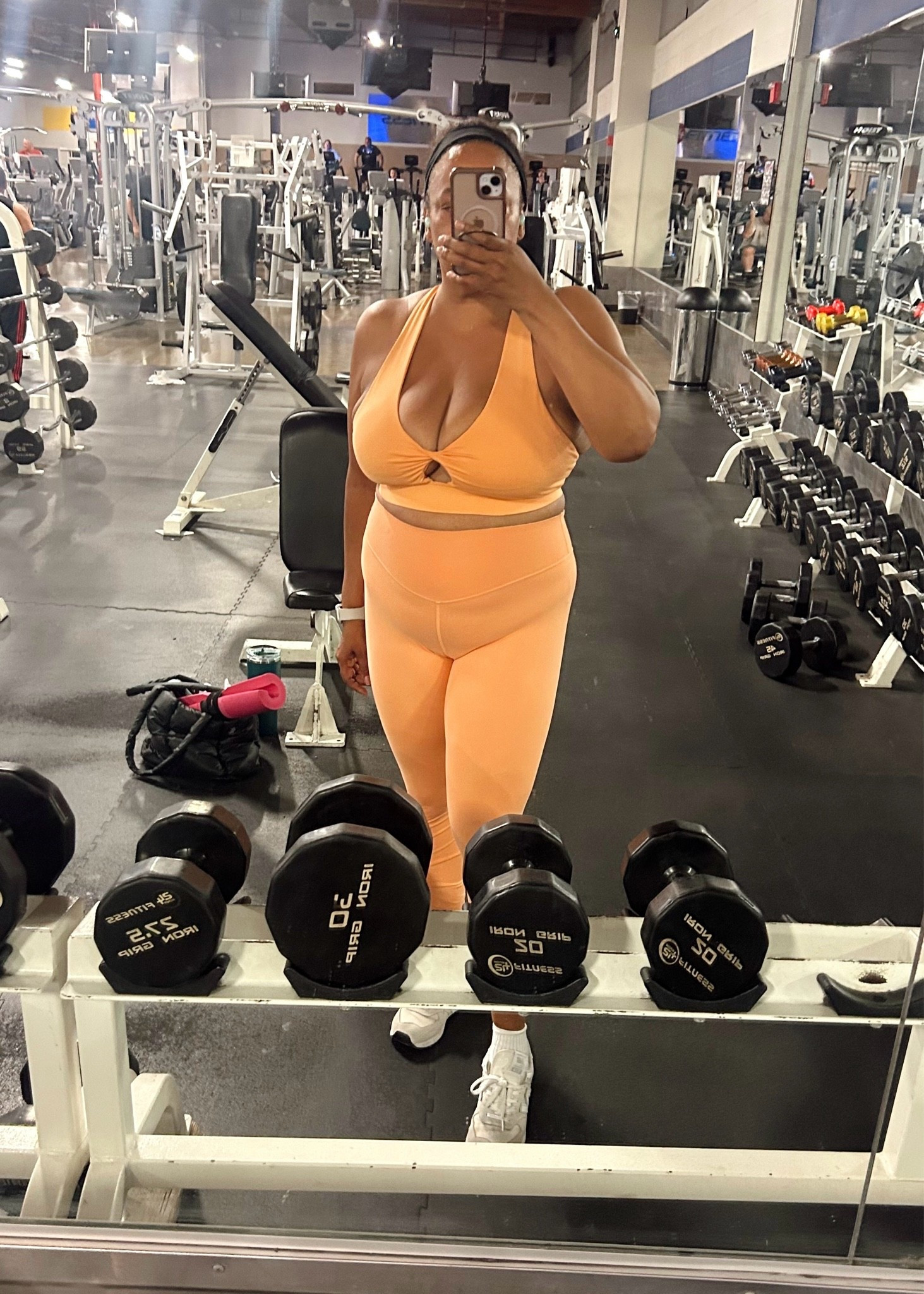 One of my fave sports bras size xl 💪🏾 You can get it from Fabletics or Amazon!

#LTKfitnessgoals #LTKOver40 #LTKMidsize