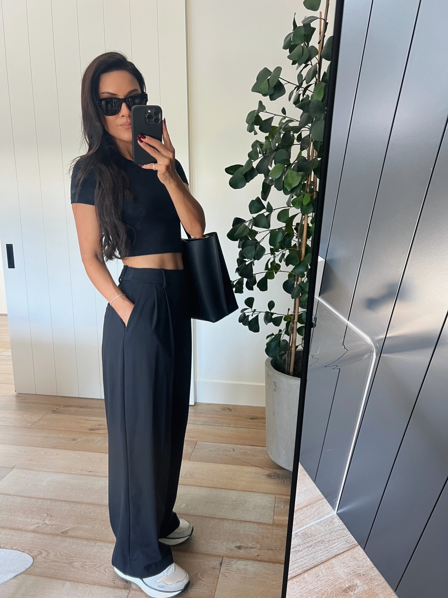 The perfect pair of athletic pants that look like trousers. So can be in flattering. These are always a go to when I’m traveling. I’m wearing a size extra small.

#LTKOver40 #LTKTravel #LTKootd