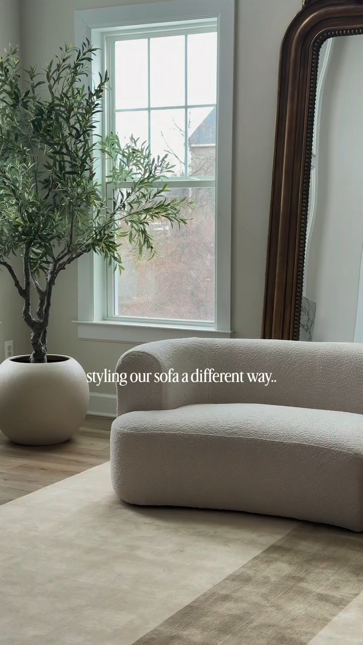 One sectional (the usual)… or two mirrored sofas? 👀

I love that our sectional can be styled both ways depending on the look you want. Lmk what you think!? 

Comment SOFA and I’ll DM you the link! 💌 I also have a code (8ZAC) to get some $$$ off! 

#acanvahome #homestyle #dreamhomes #livingroomideas #homestyle 

Style your living room, modular sofa, curved sofa, living room inspo, living room decor, intentional styling, hosting