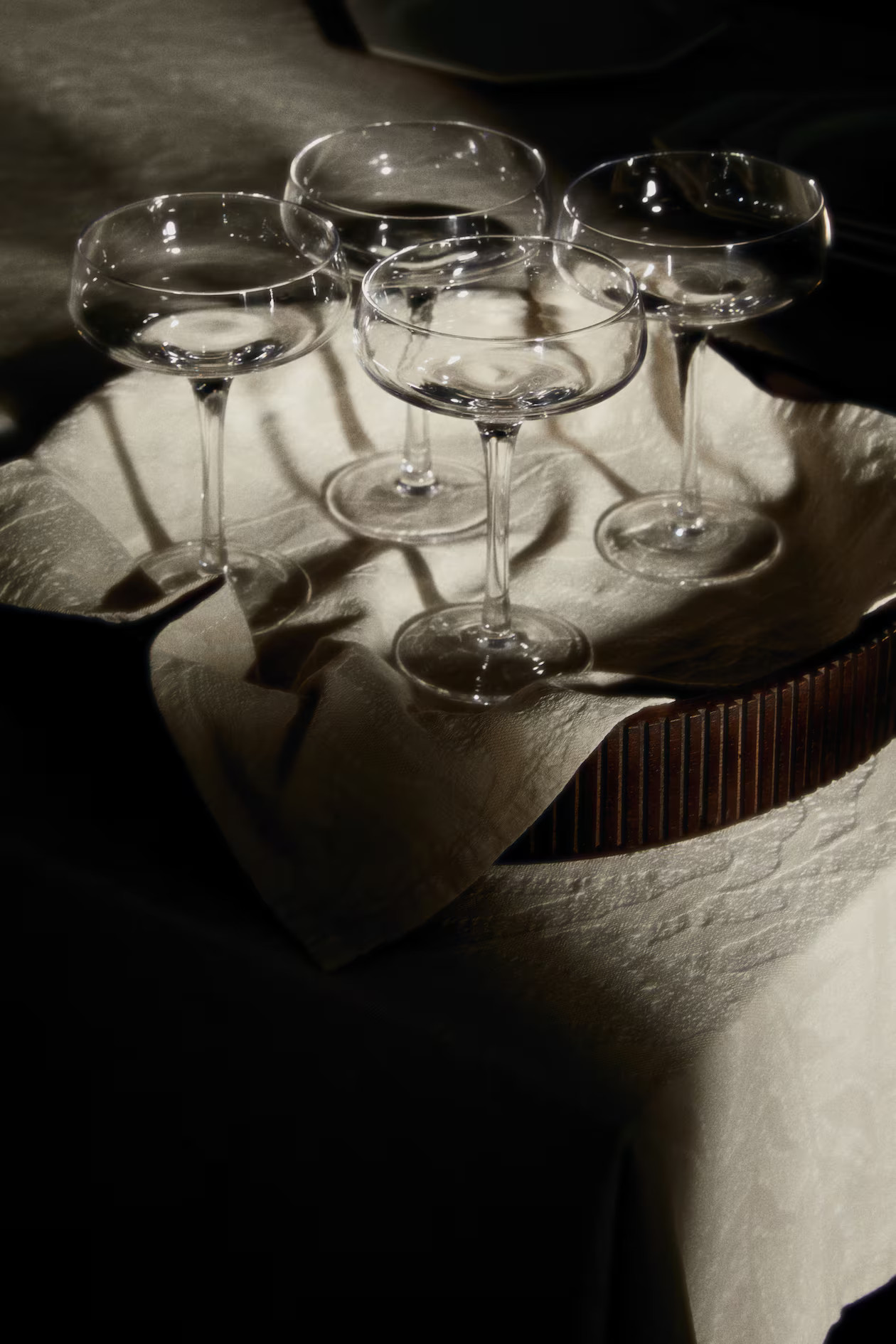 Wooden tray | H&M (UK, MY, IN, SG, PH, TW, HK)