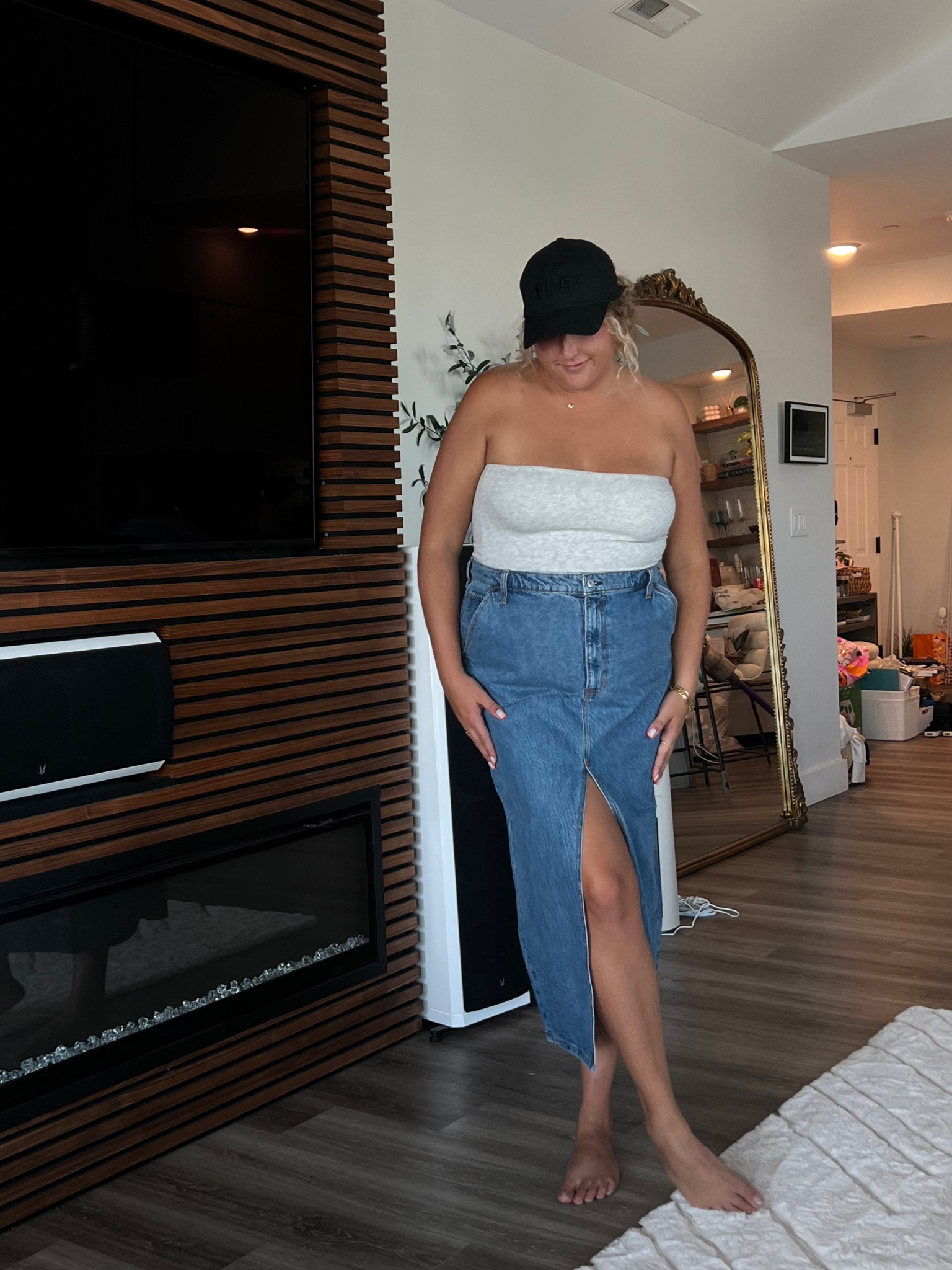 Y2K chic! 

Love this denim maxi from Abercrombie. Paired with a tube top which is perfect for summer. Throw on a sweater and it’s perfect for fall! 

#LTKcurves #LTKmidsize #LTKstyletip