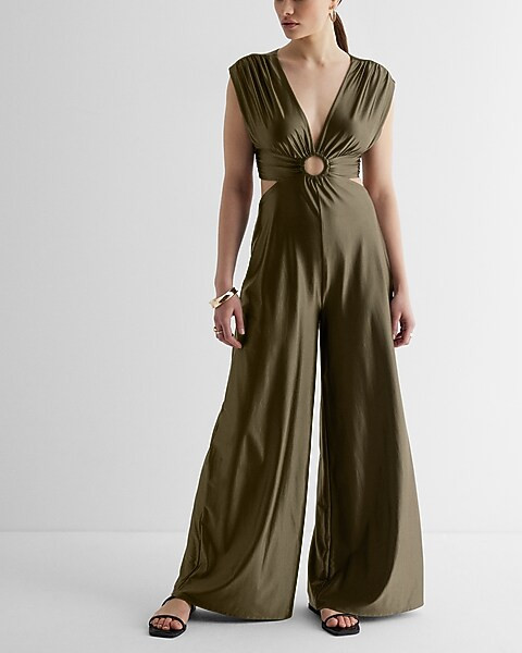 V-Neck O-Ring Cutout Wide Leg Jumpsuit | Express