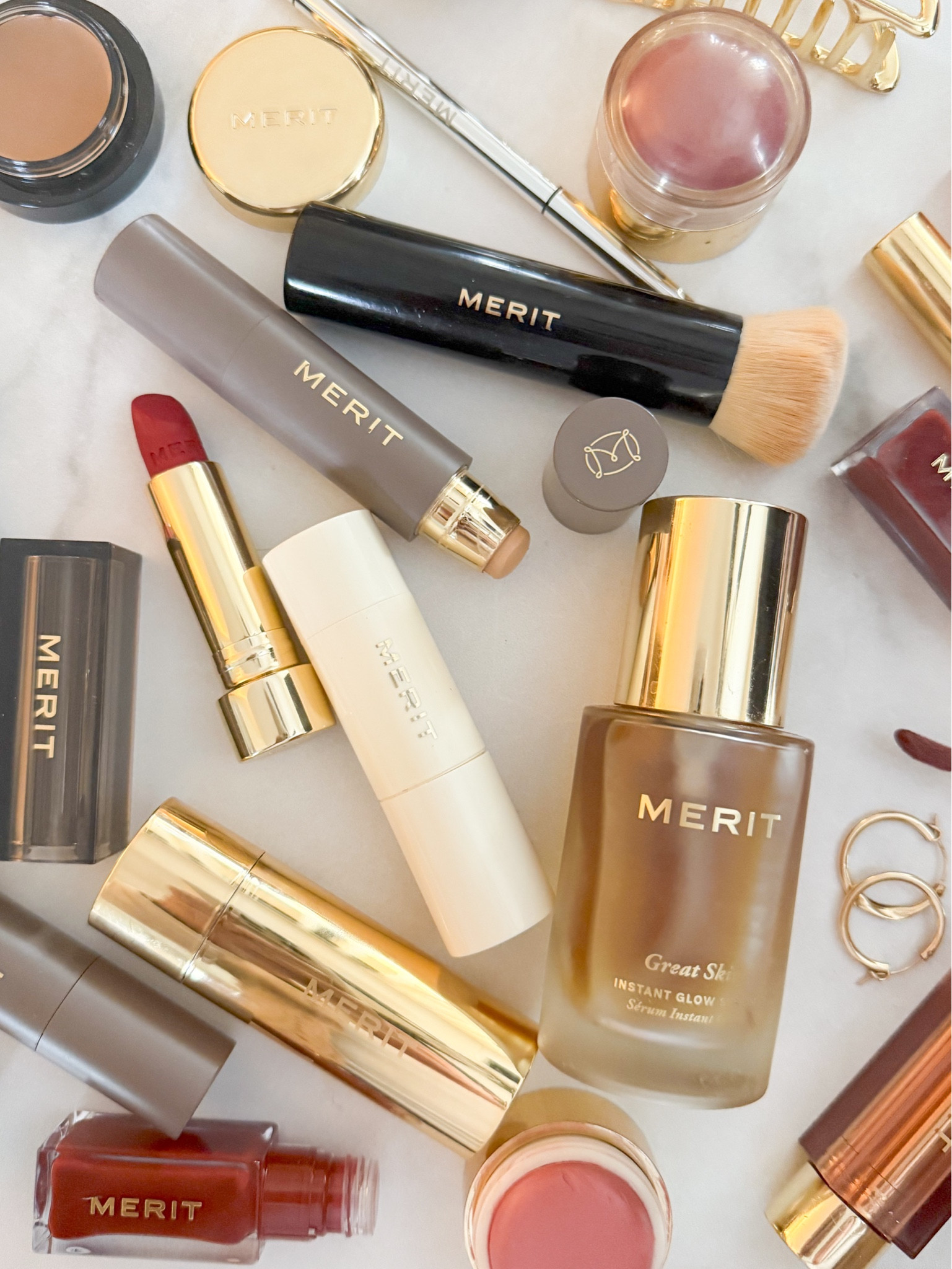 My current favorite? Merit signature lip in Power. I’ve been using Merit products consistently for 8 months now and the more I use them, the more I love them. If you’re not familiar with the brand, Merit takes a holistic approach to beauty, making products that are safe for the body, skin and planet. I’ve said this before, but Merit is a great makeup choice for people who love skincare (hi, it’s me!). All of their products are vegan, cruelty-free, and non-comedogenic. Colors I use: Lipsticks - Ginger, Millenial, Fashion and Power. complexion Sticks - Bisque (in the Winter months) Suede (in the Summer months). Flush Blush - Cheeky and Beverly Hills.

#LTKStyleTip #LTKBeauty #LTKHoliday