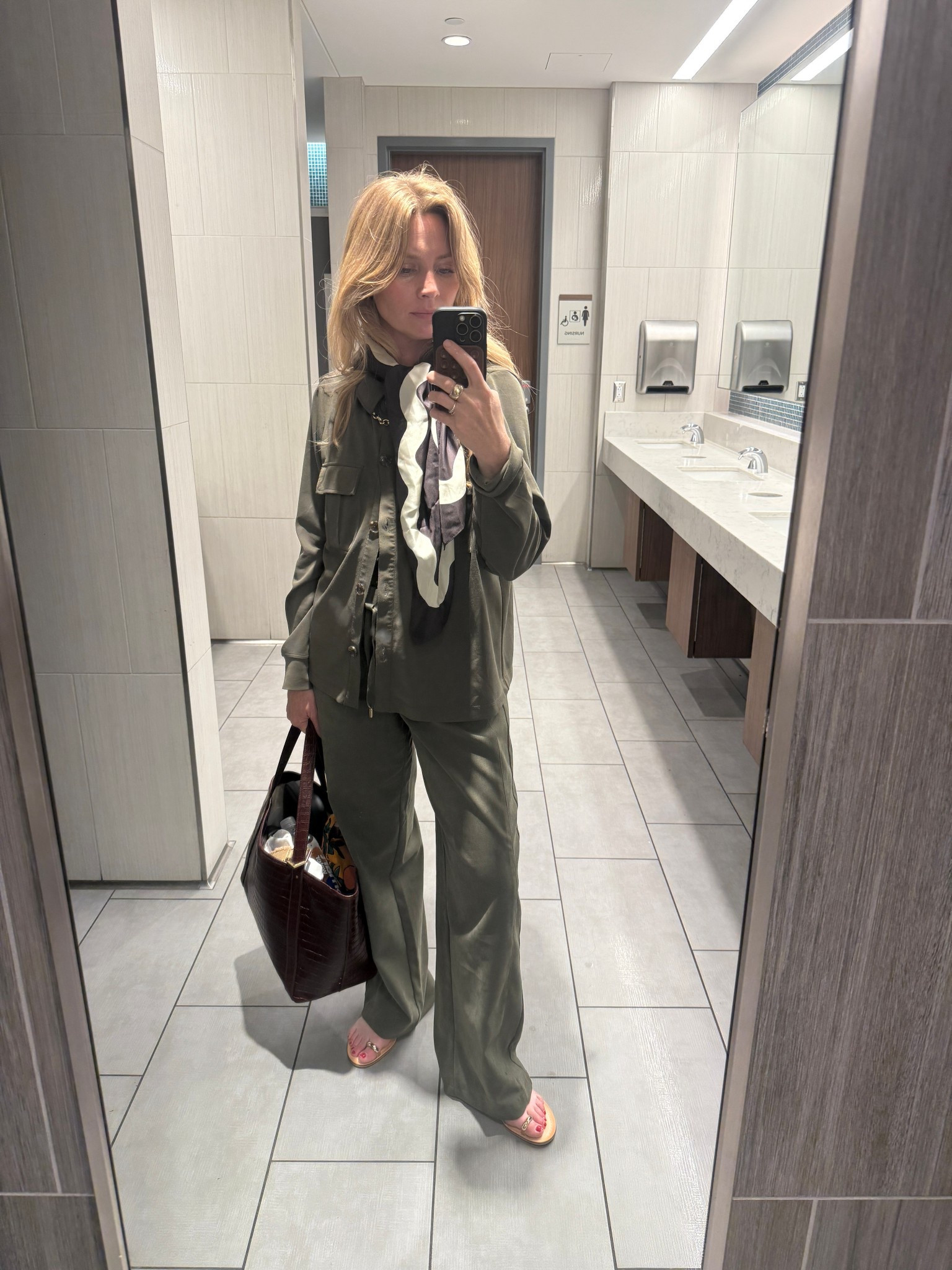  A day of travel. Here’s my airport look. My shirt is old, but I linked similar. 

#LTKOnTheGo #LTKAirportStyle #LTKRelaxedFit

#LTKStyleTip #LTKActive #LTKTravel