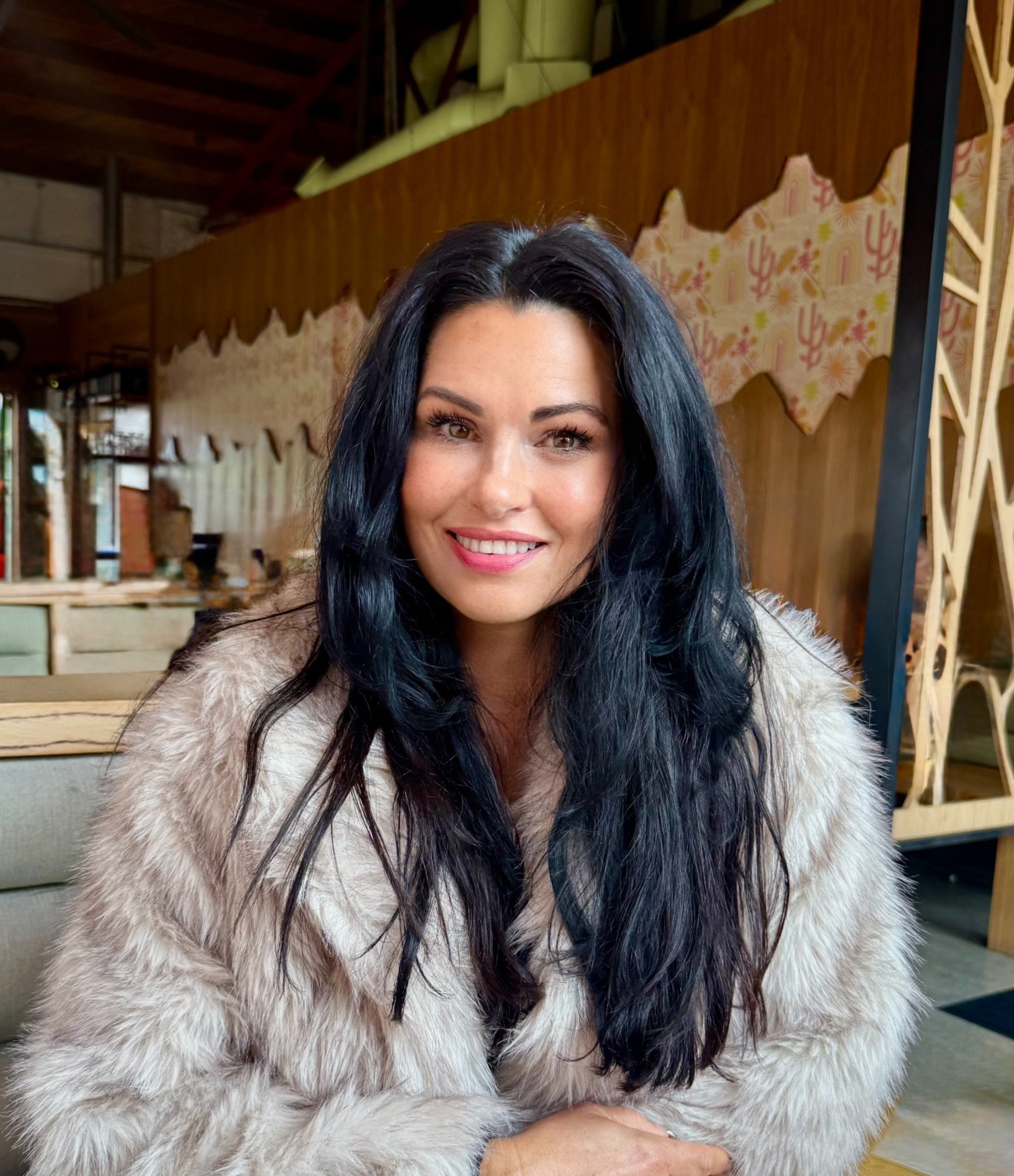 Hello 💕

Faux fur jacket love 💕

#fauxfurjacket #furcoat #fauxfurcoat #marneystidbits #jacket

#LTKootd #LTKFindsUnder100 #LTKSaleAlert