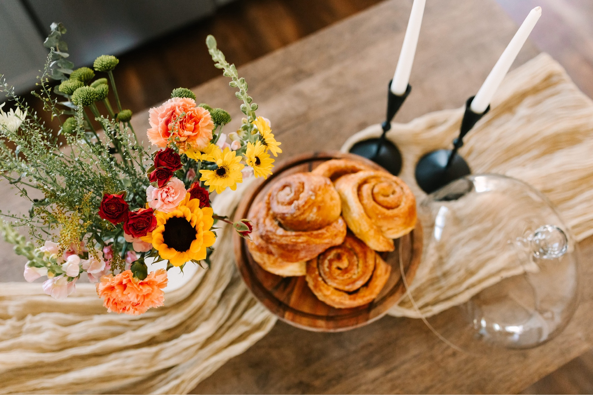 Obsessed with this table runner currently on sale for less than $10, just in time for Thanksgiving! 

#LTKSeasonal #LTKHome #LTKHoliday