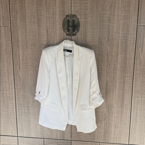 Zara Rolled Up Sleeves White Blazer | Poshmark