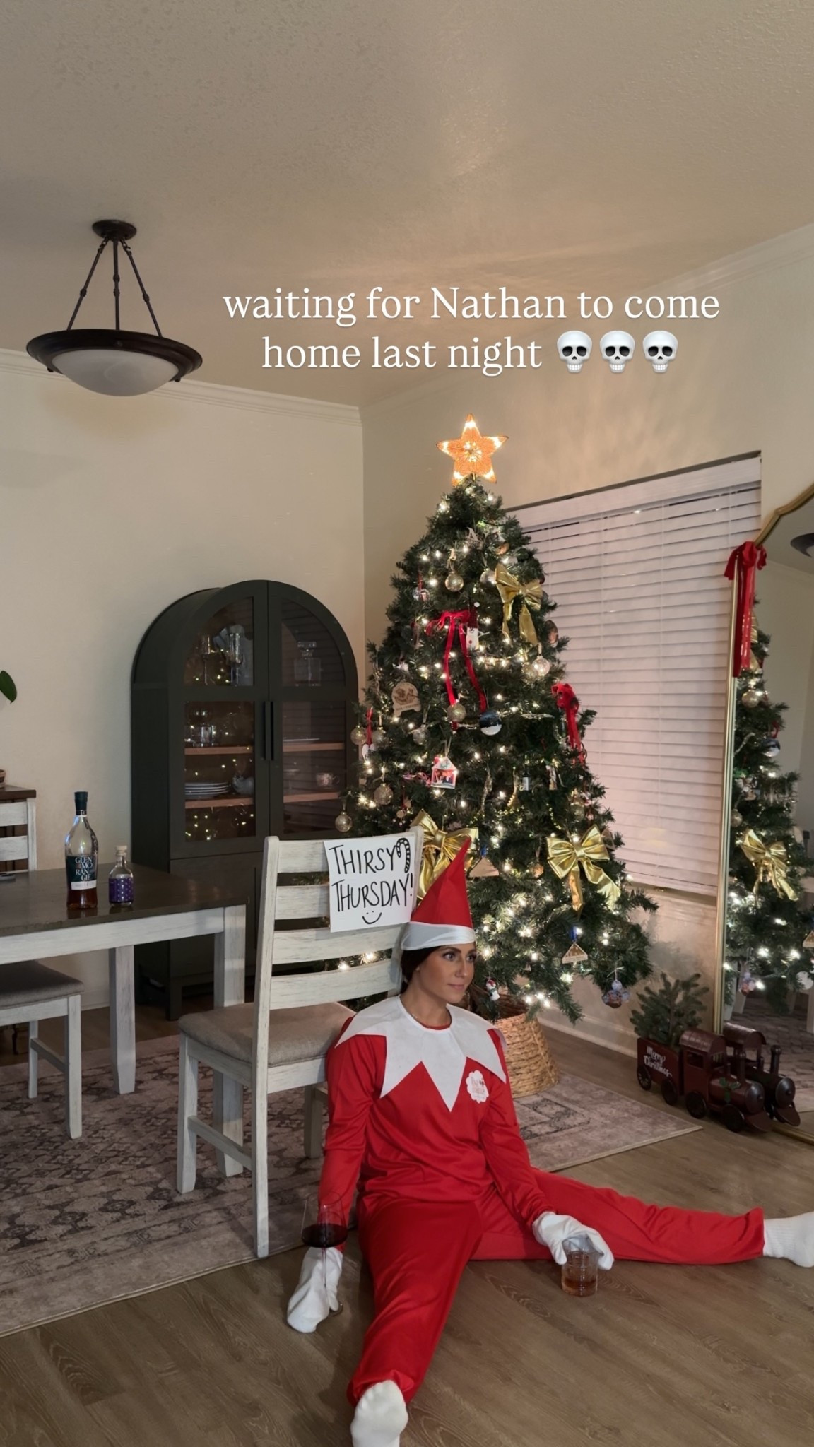 Decided to have a little fun and dress up as Elf on the Shelf!! 😂

 

#LTKdayinmylife #LTKHoliday #LTKSeasonal