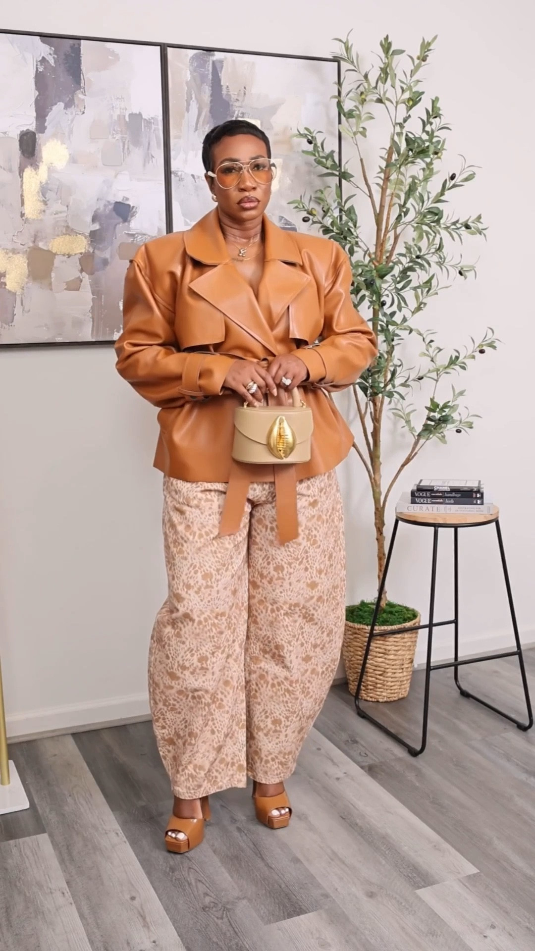 Fall Outfit Idea… Barrel jeans and cropped faux leather jacket. 
Size small jacket
Size 8 jeans
Shoes true to size
Bag is by FloreNY on IG


Follow my LTK @KerrySpence_ on the @shop.LTK app to view this post and get my exclusive app-only content!

#liketkit 
@shop.ltk
https://liketk.it/5rimm

Follow my LTK @KerrySpence_ on the @shop.LTK app to view this post and get my exclusive app-only content!

#liketkit #LTKStyleTip #LTKSeasonal #LTKParties
@shop.ltk
https://liketk.it/5rtAc